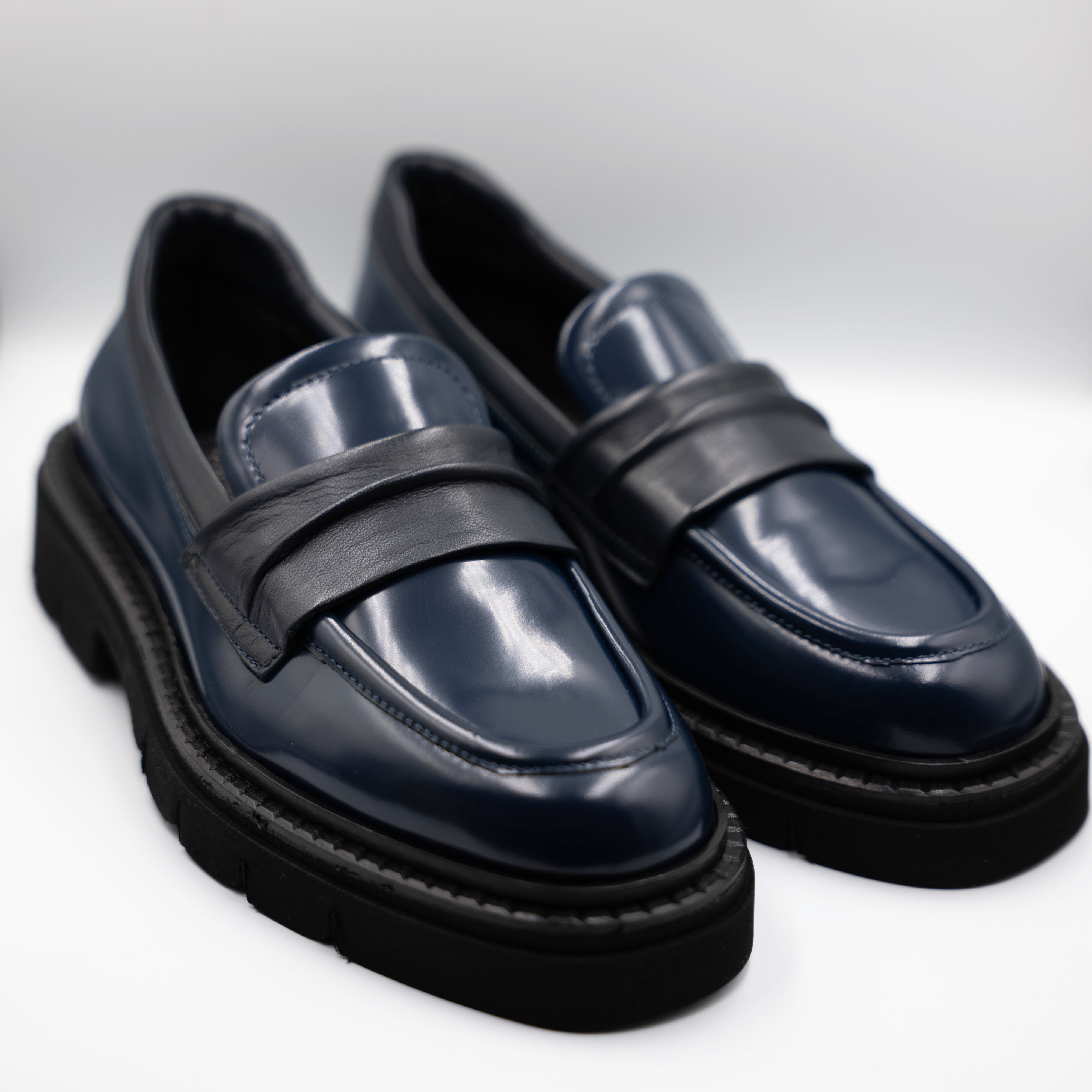 Eva Luna - Mocassini in pelle abrasivata