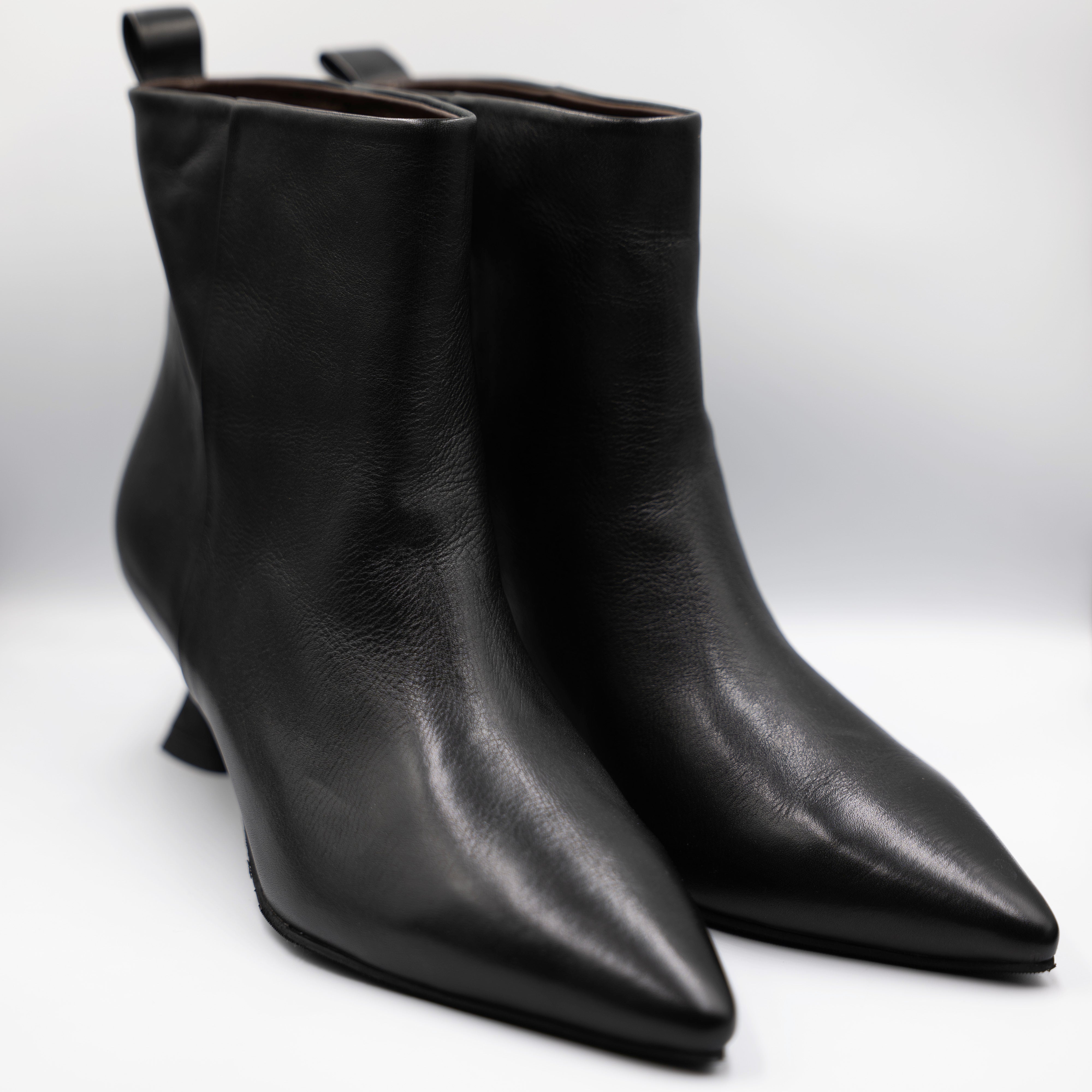 La Vitrina - Tronchetti in pelle con zip