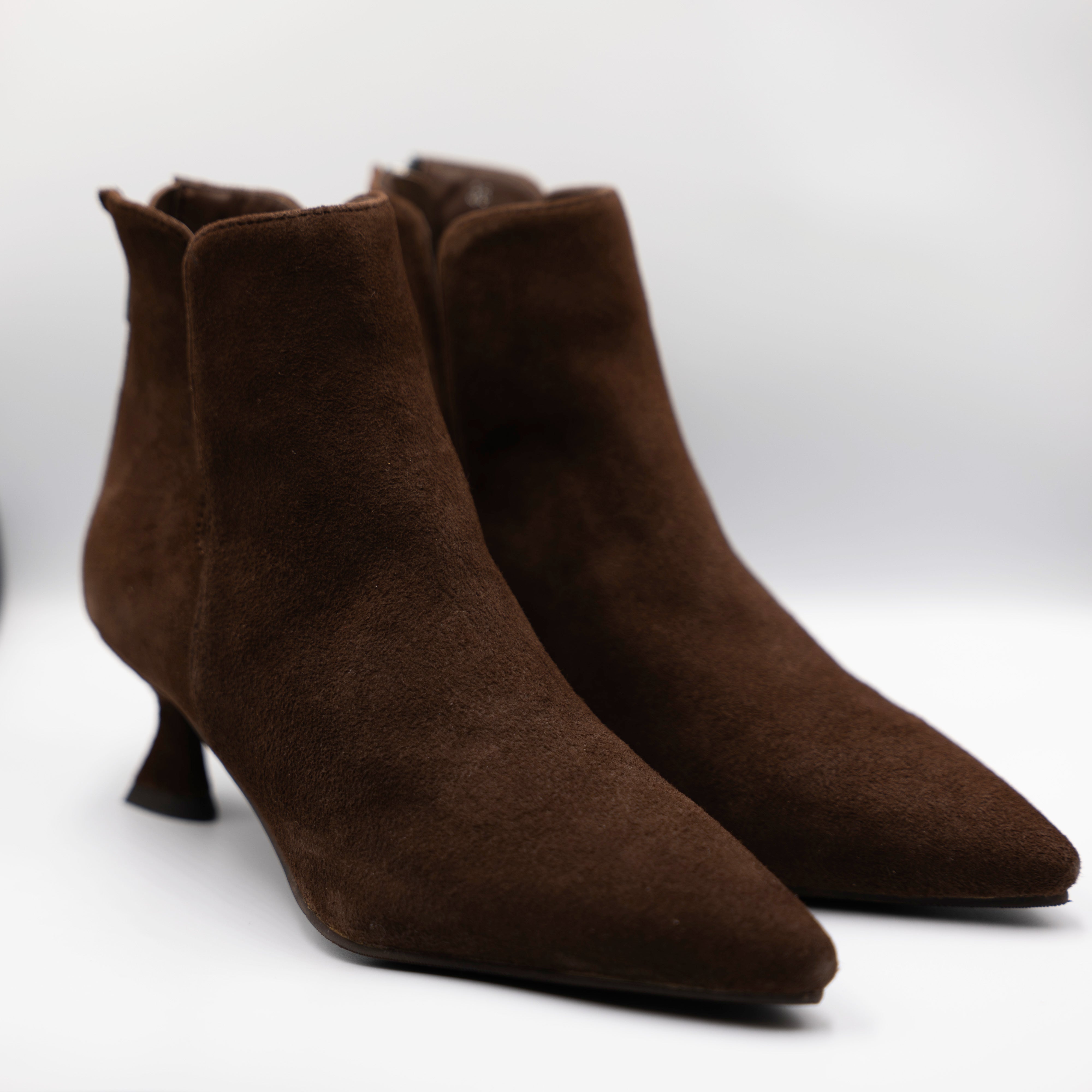 La Vitrina - Tronchetti in camoscio con zip