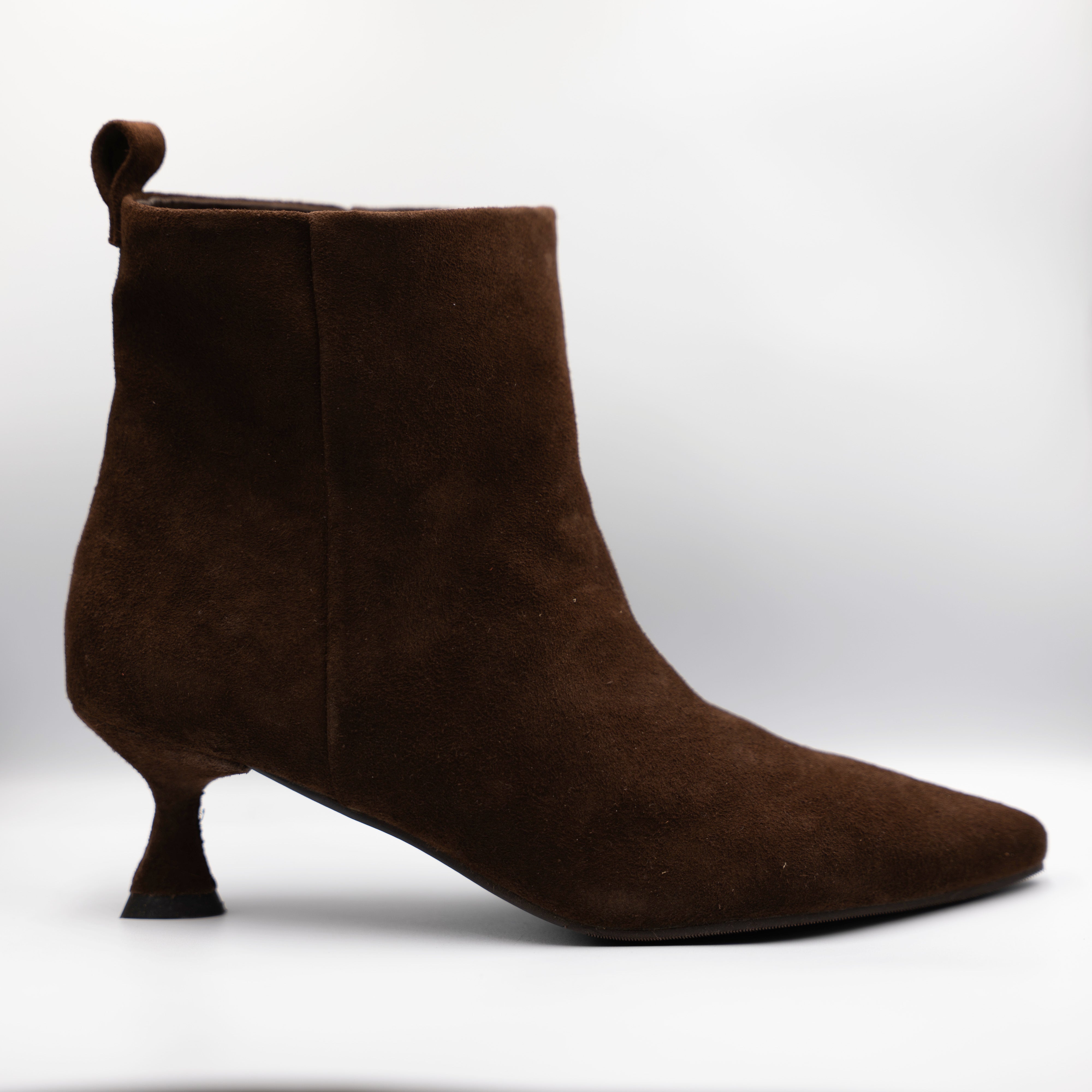 La Vitrina - Tronchetti in camoscio a tubo