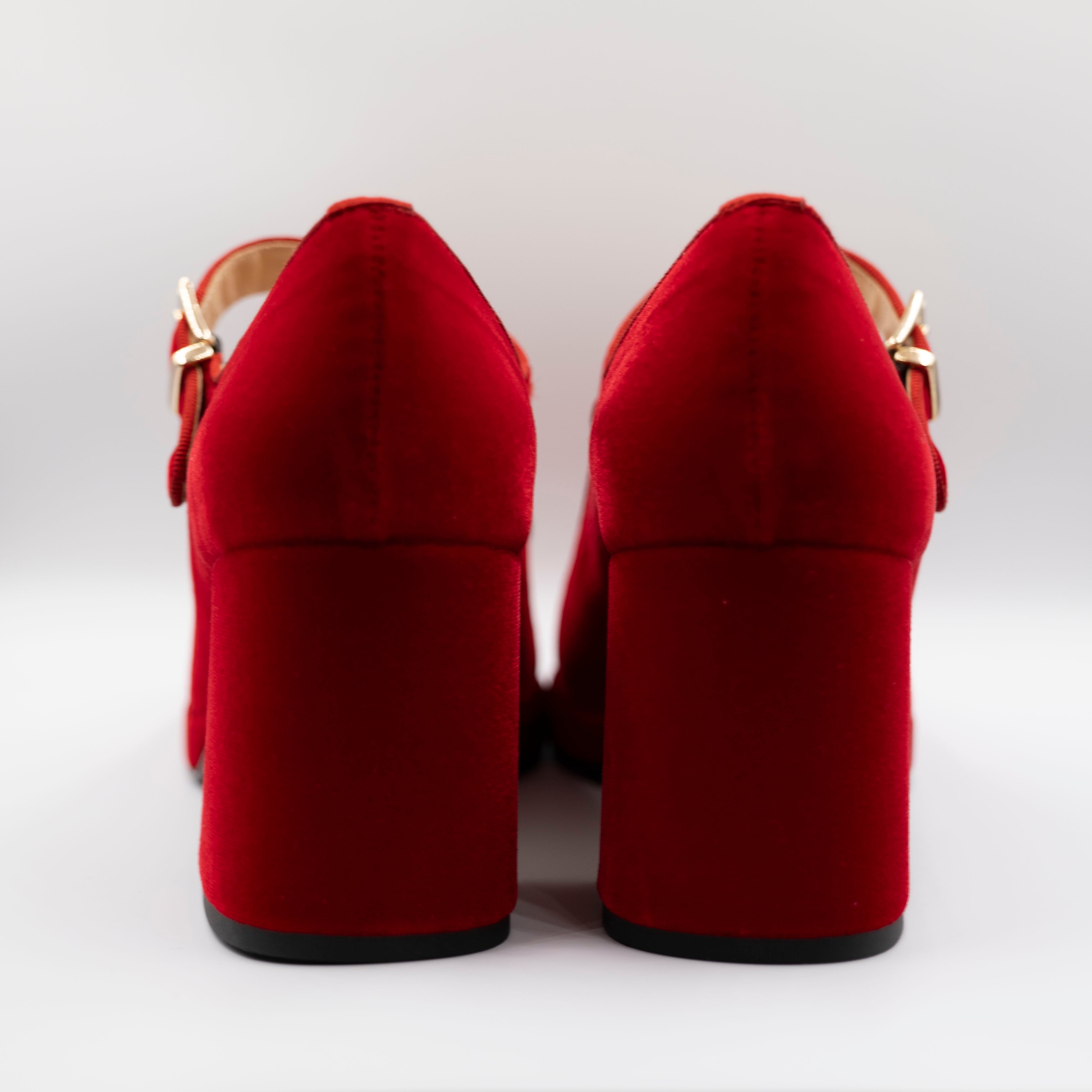 Fabio Rusconi - Décolleté in velluto con cinturino e plateau - Rosso