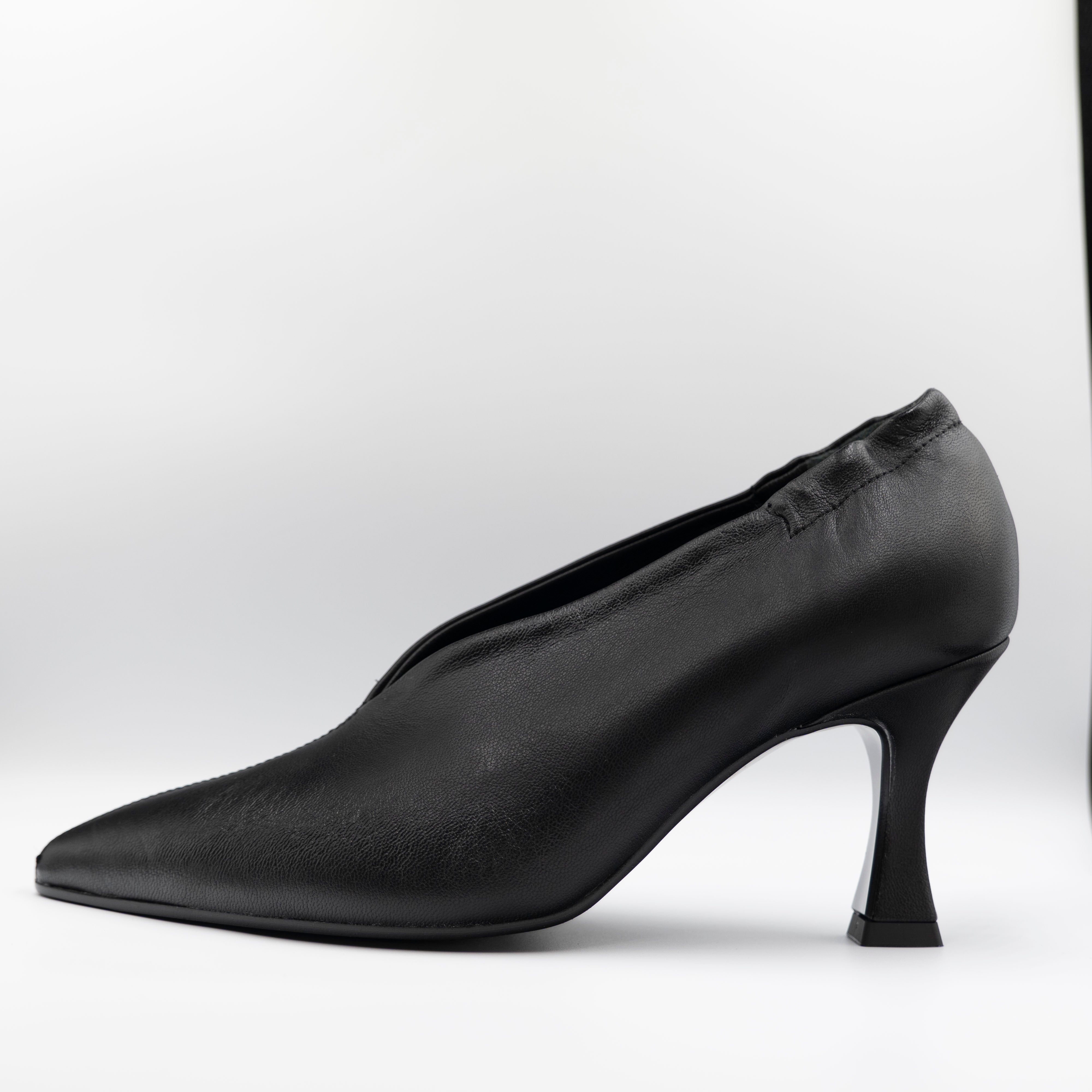 Brera - Décolleté in nappa scollo a punta