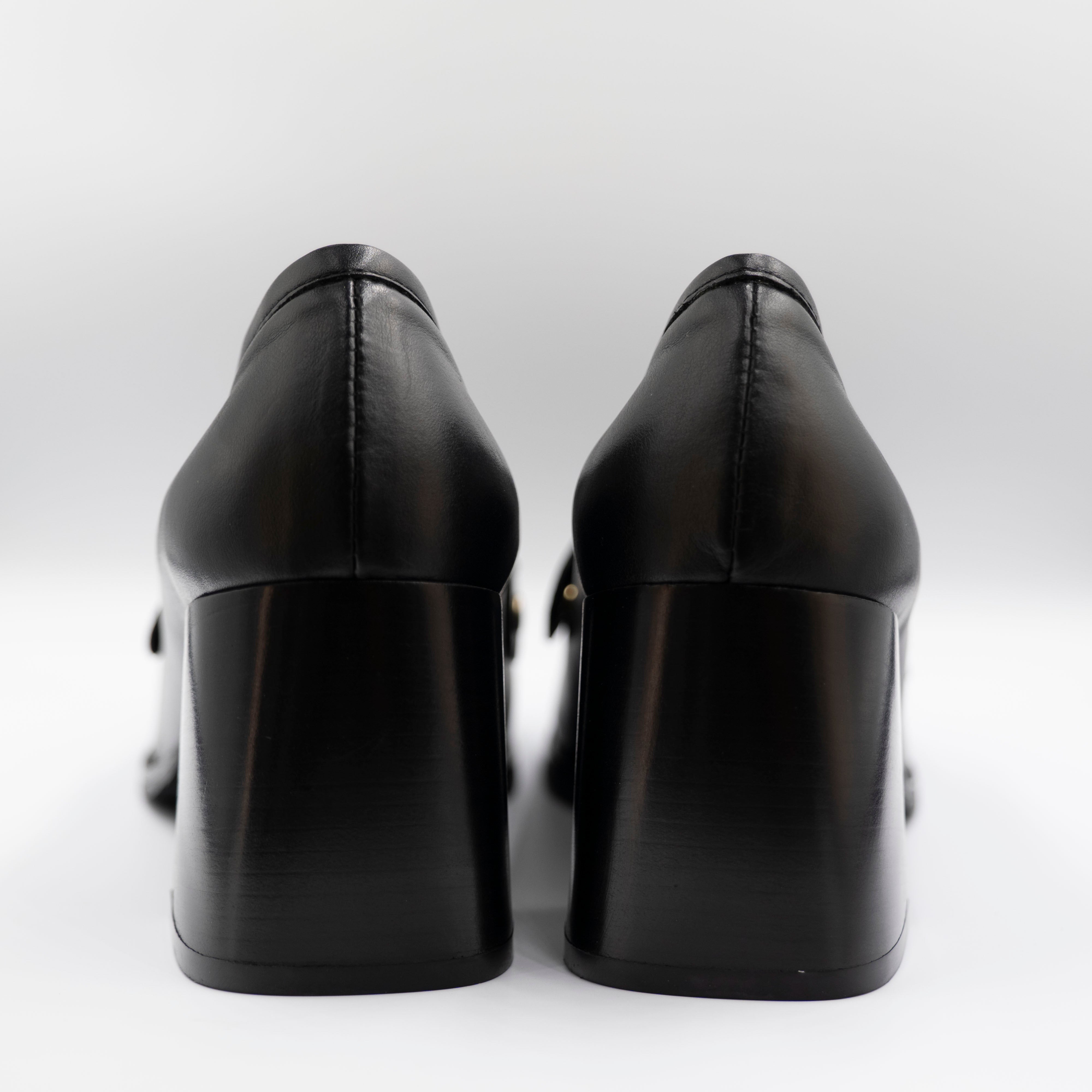 Illuminal - Mocassini in pelle con accessorio -Nero