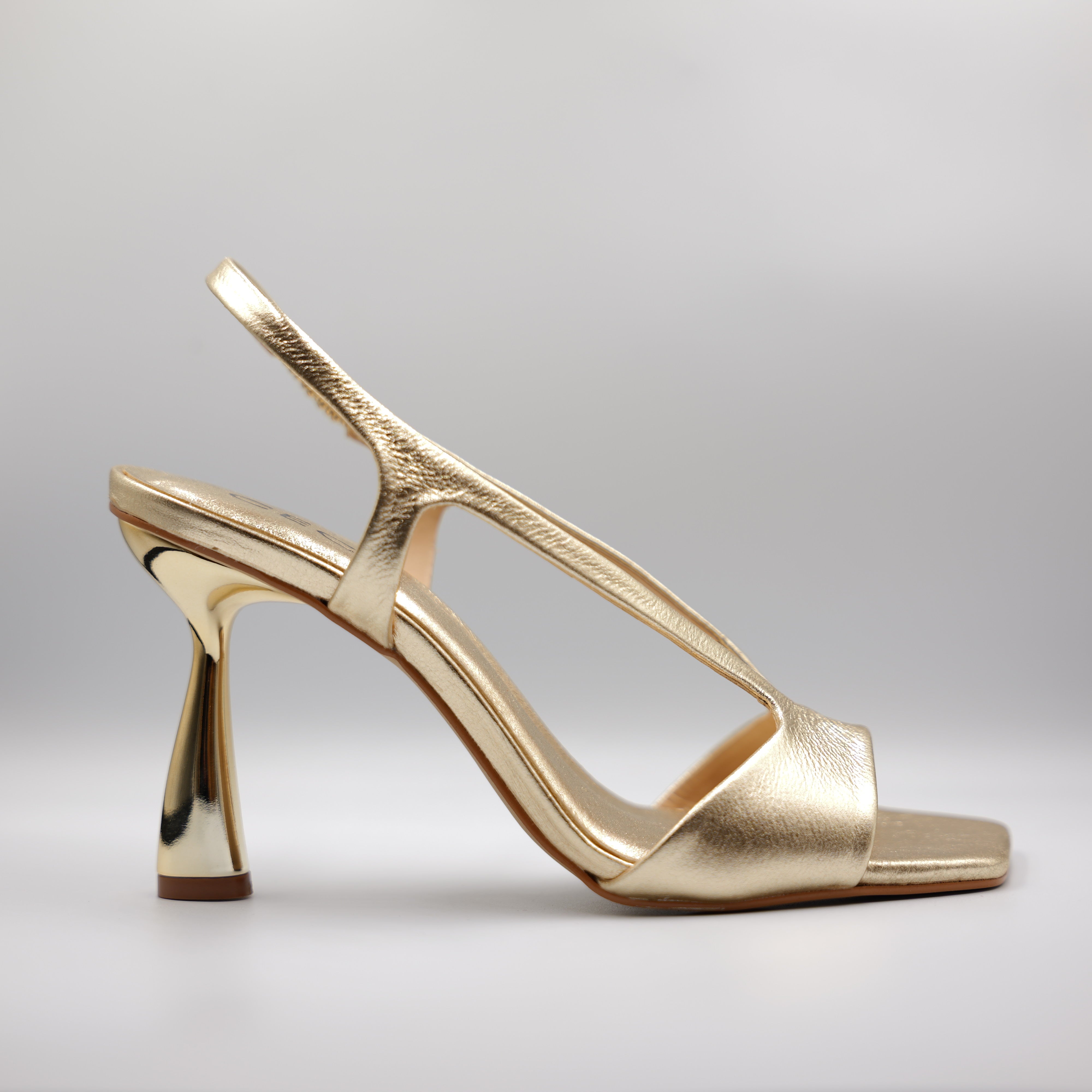 Cecil - Sandalo in pelle con elastico
