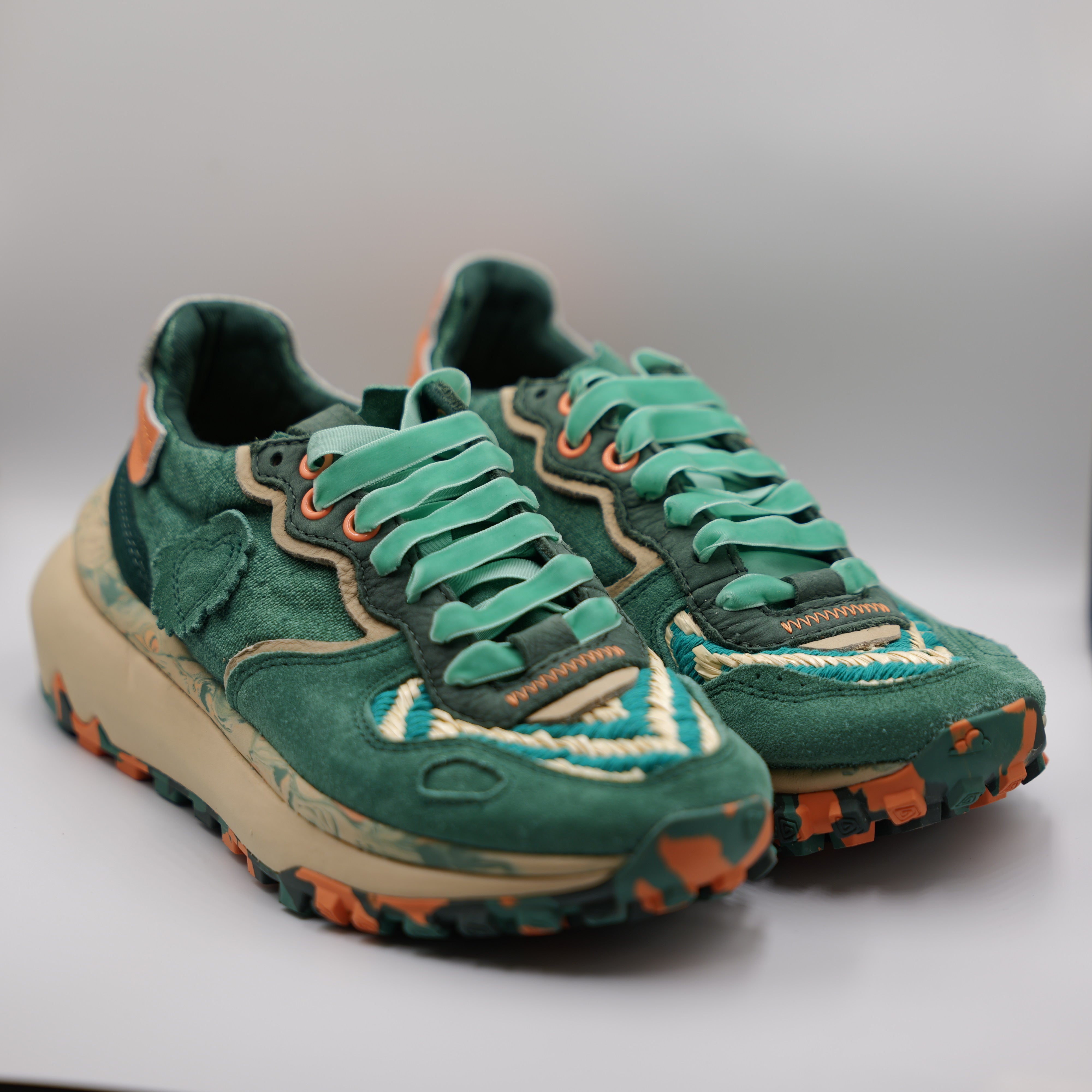 Satorisan - Sneakers in camoscio,tessuto e rafia