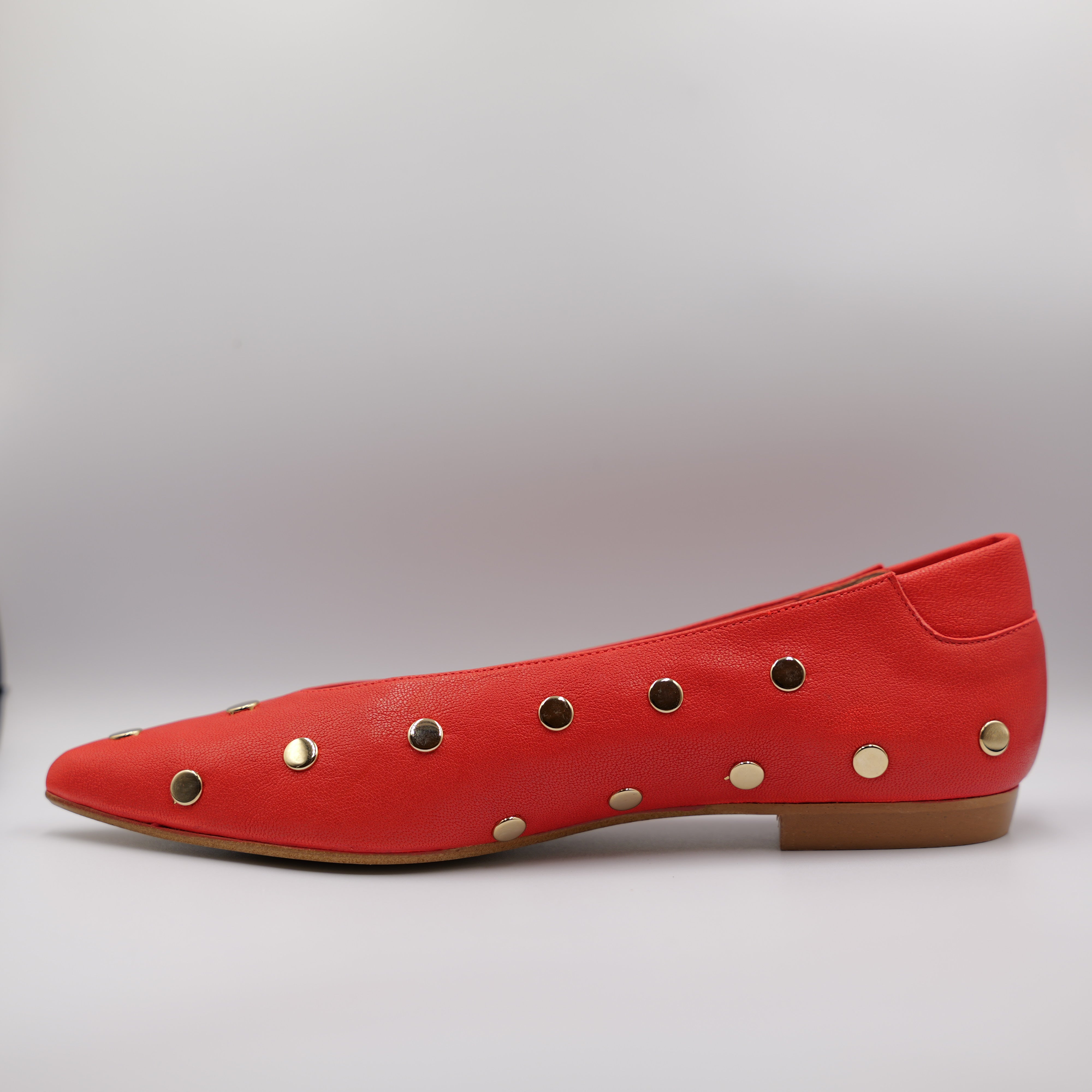 Ora - Ballerina in pelle con borchie