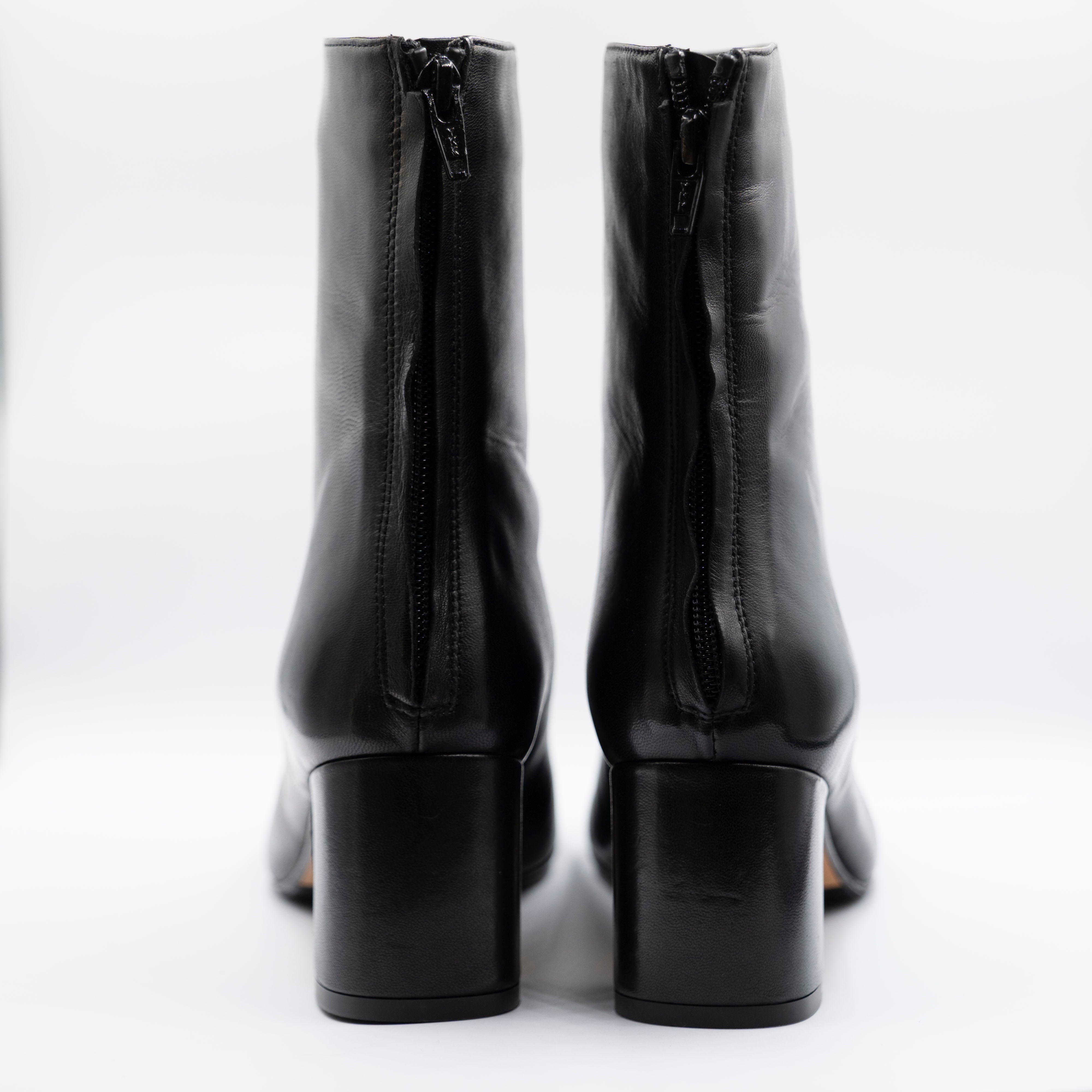 Fabio Rusconi - Tronchetti in nappa cucitura sul davanti