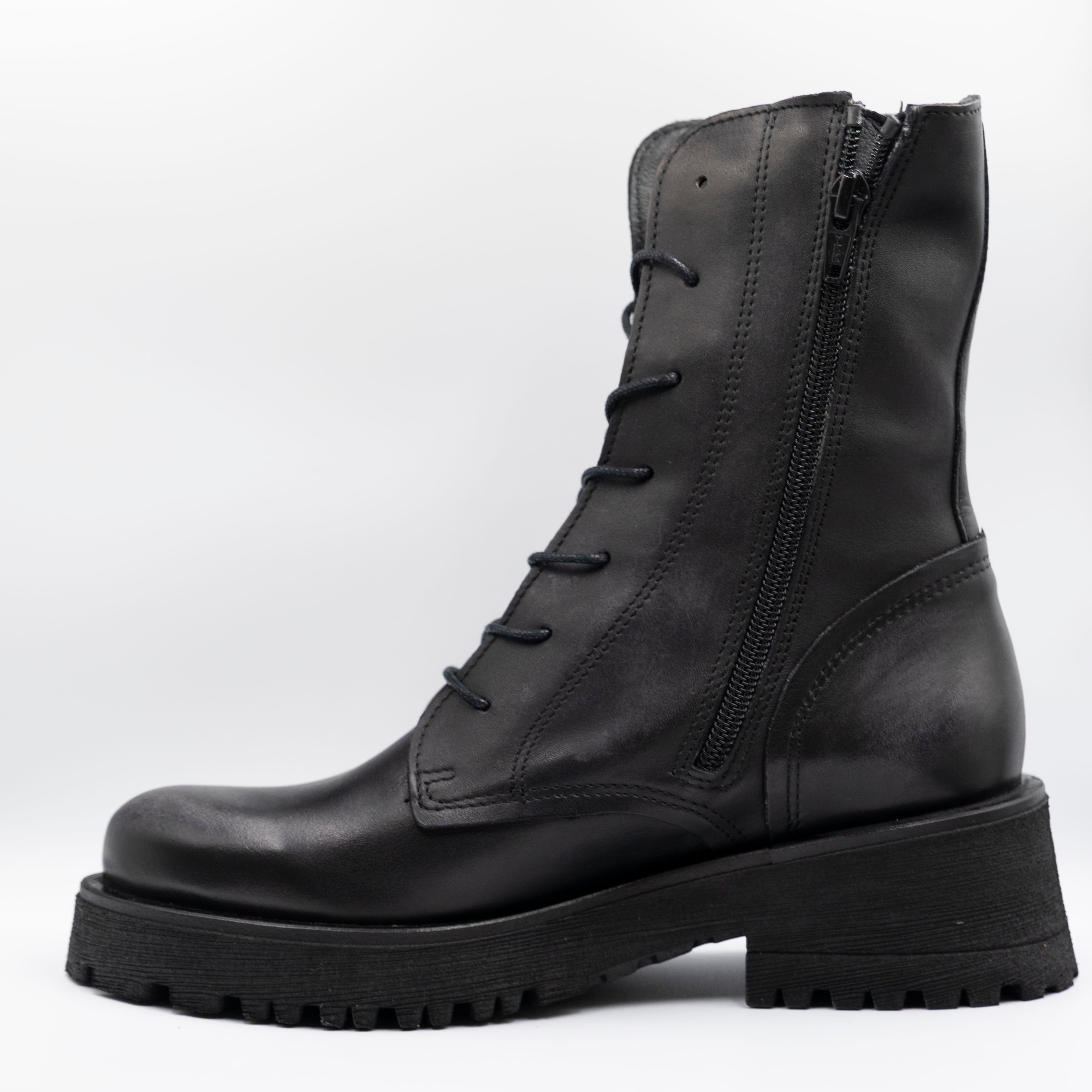 Felmini - Anfibi in pelle neri con zip