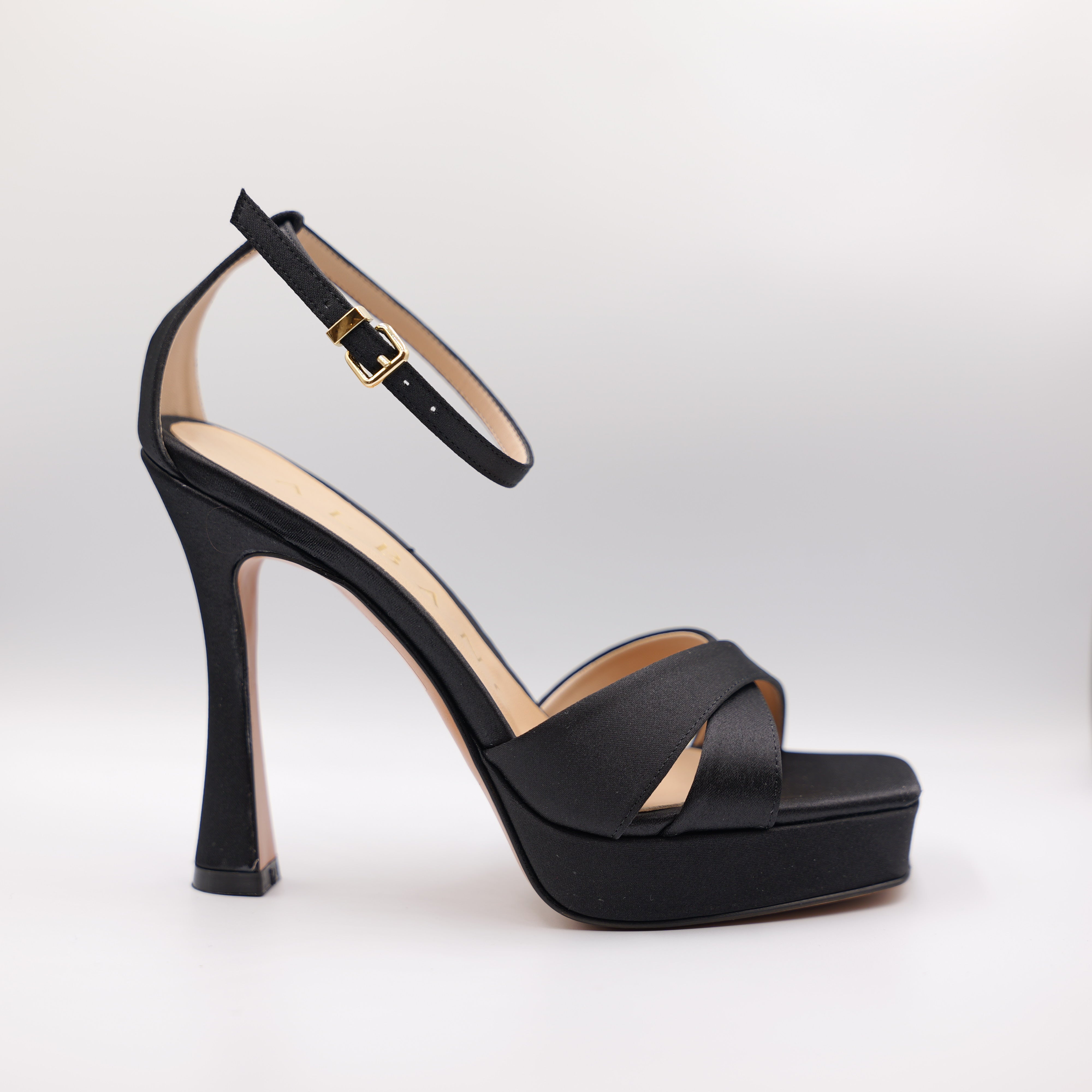 Albano - Sandalo in raso con cinturino