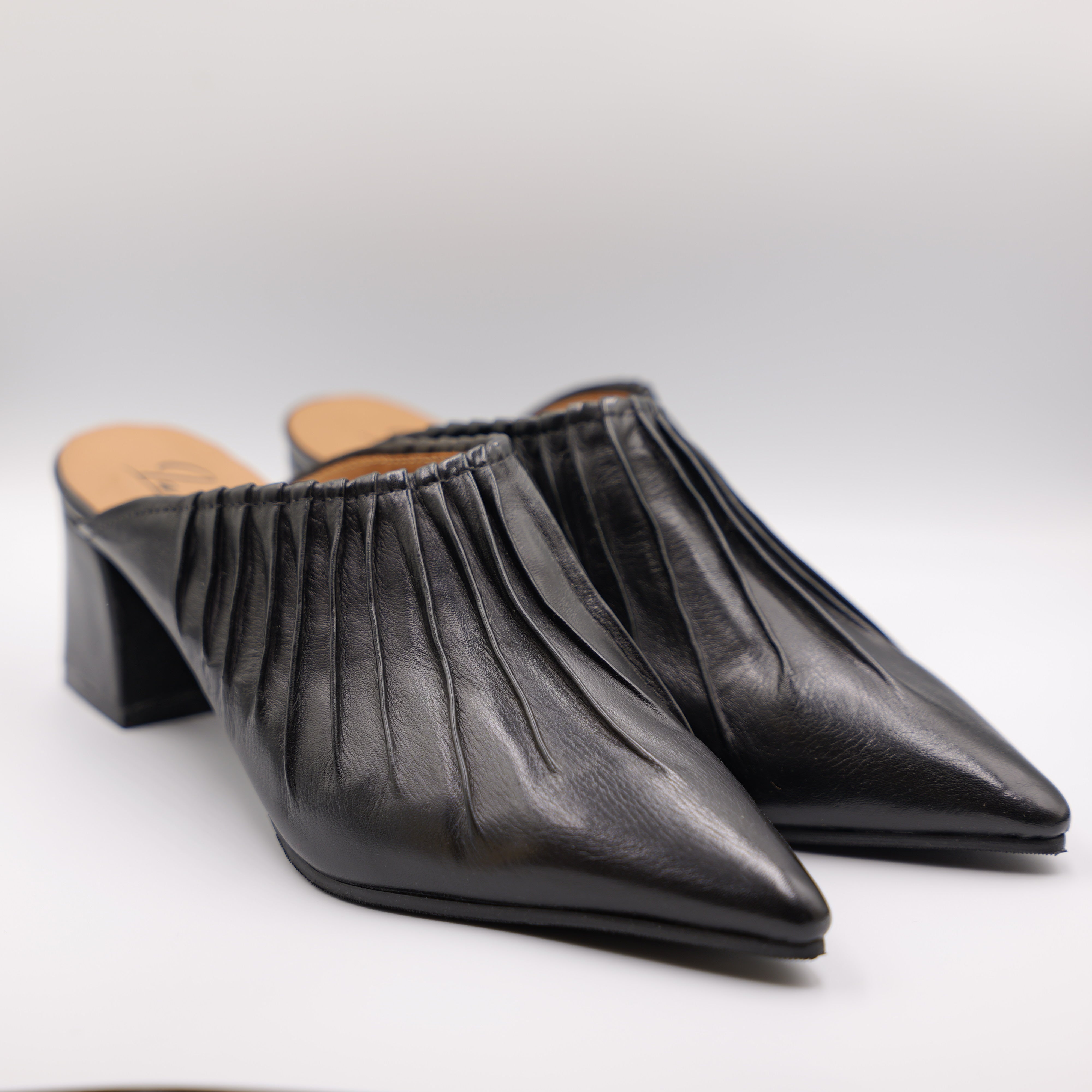 La Vitrina - Scalzato in pelle