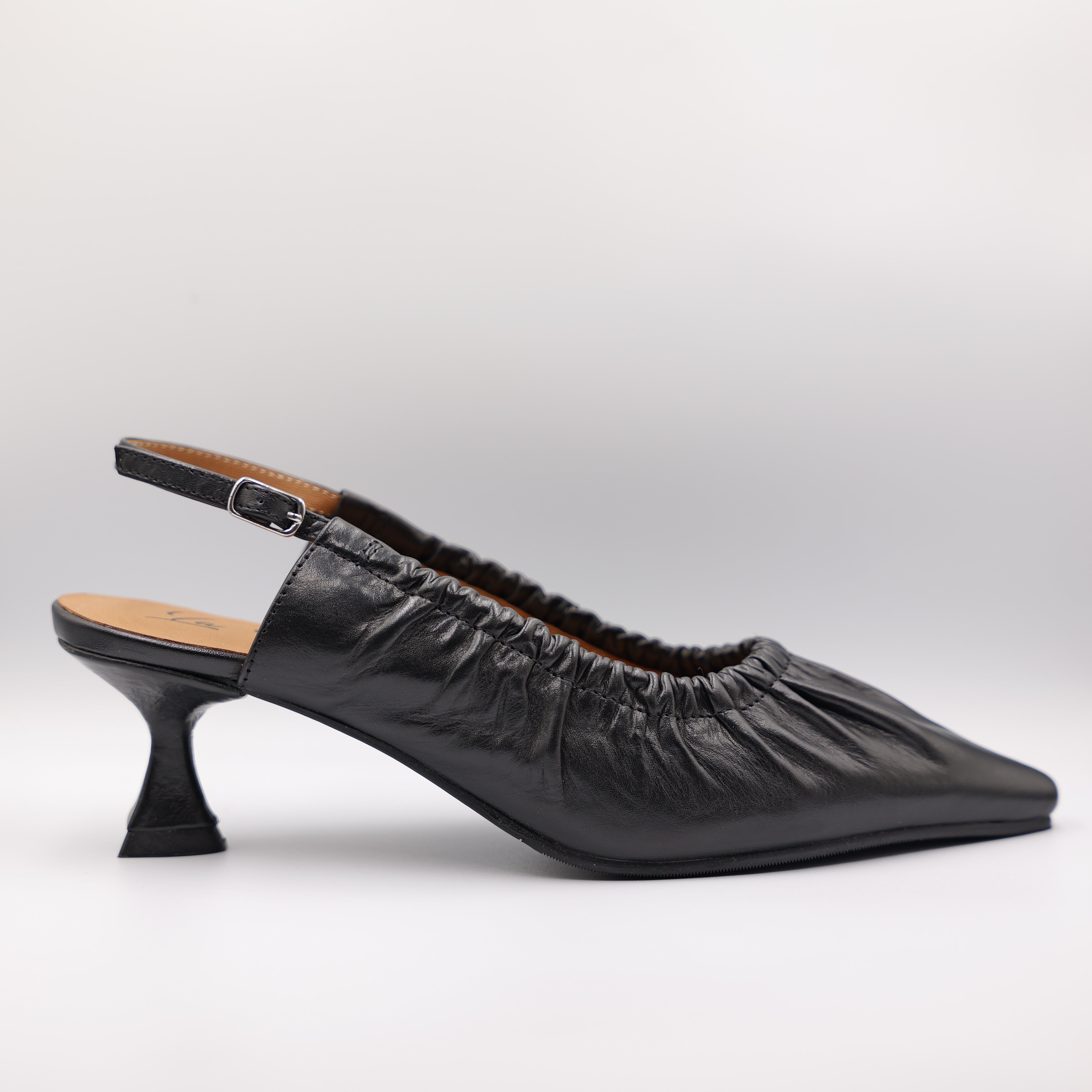 La Vitrina - Slingback in pelle con cinturino