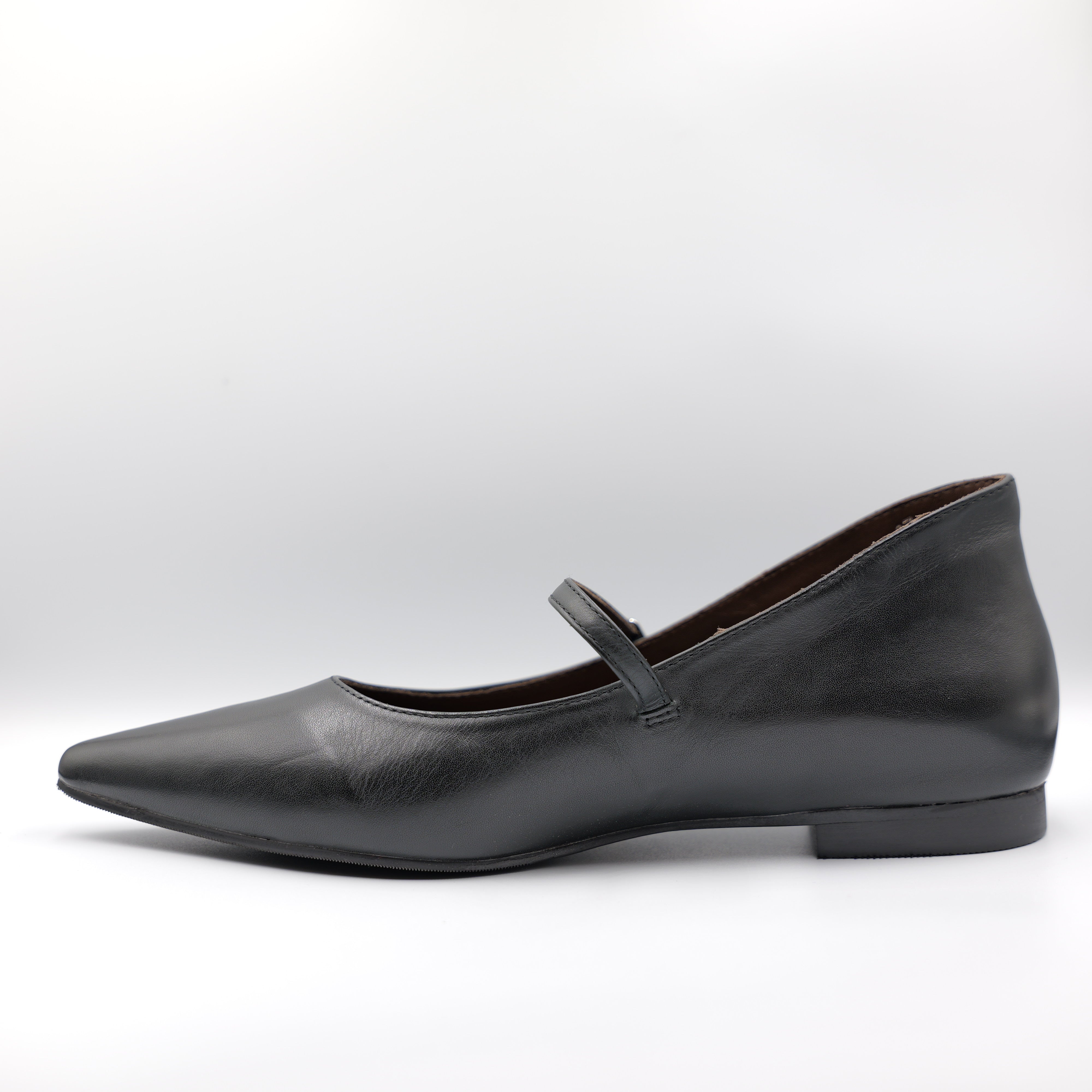 La Vitrina - Ballerine in pelle con cinturino