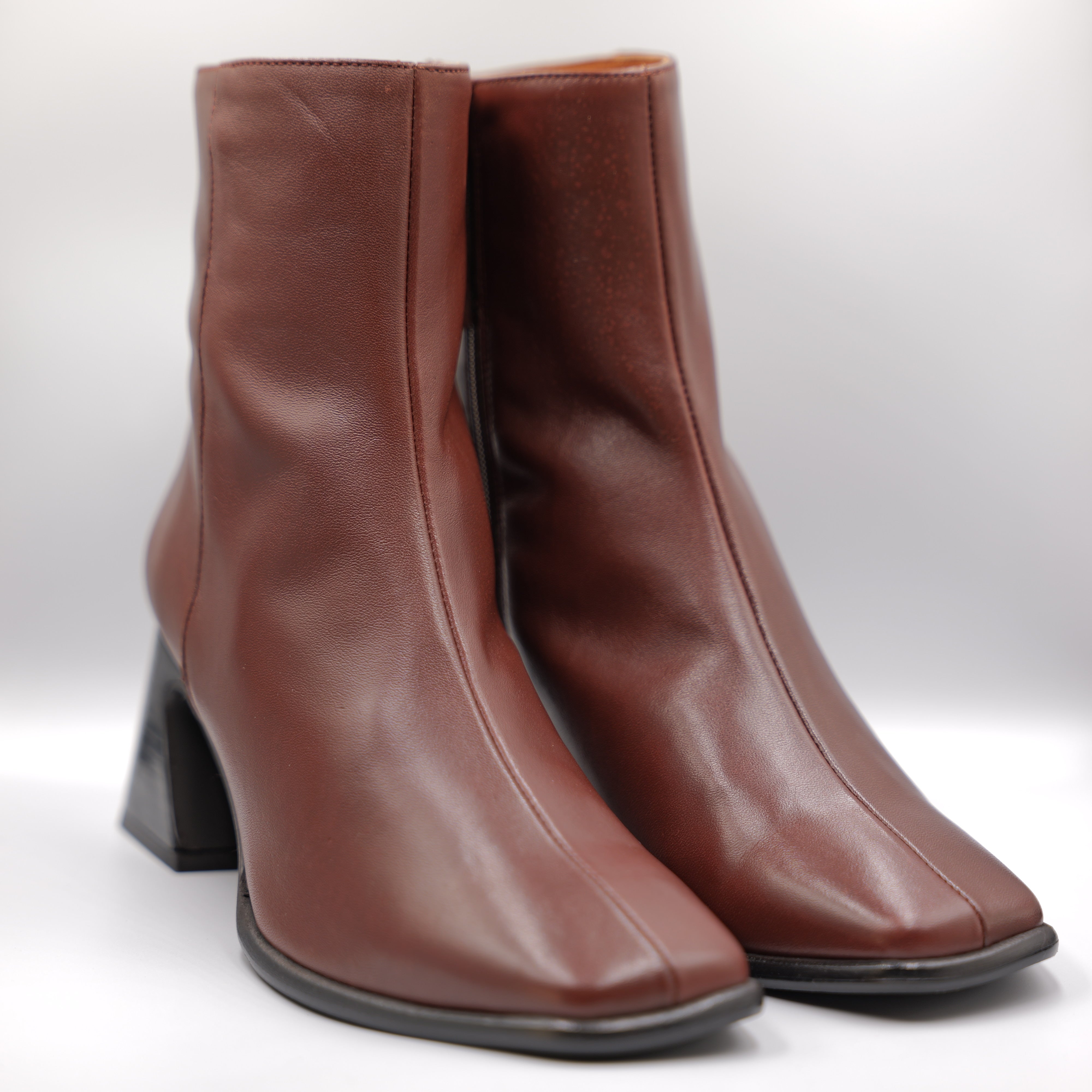 Angel Alarcon - Tronchetti in pelle con zip