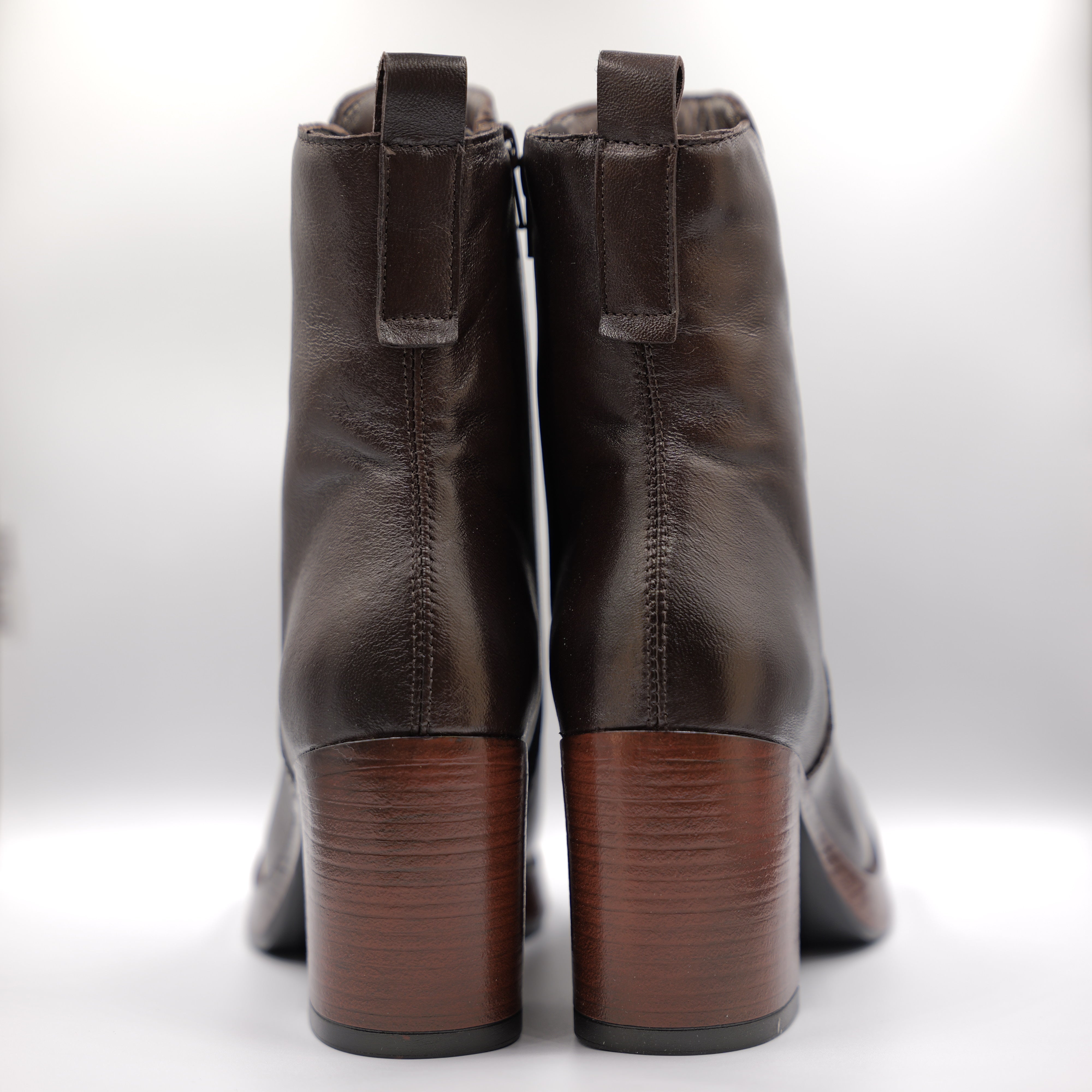 Mjus - Tronchetti in pelle con plateau e zip