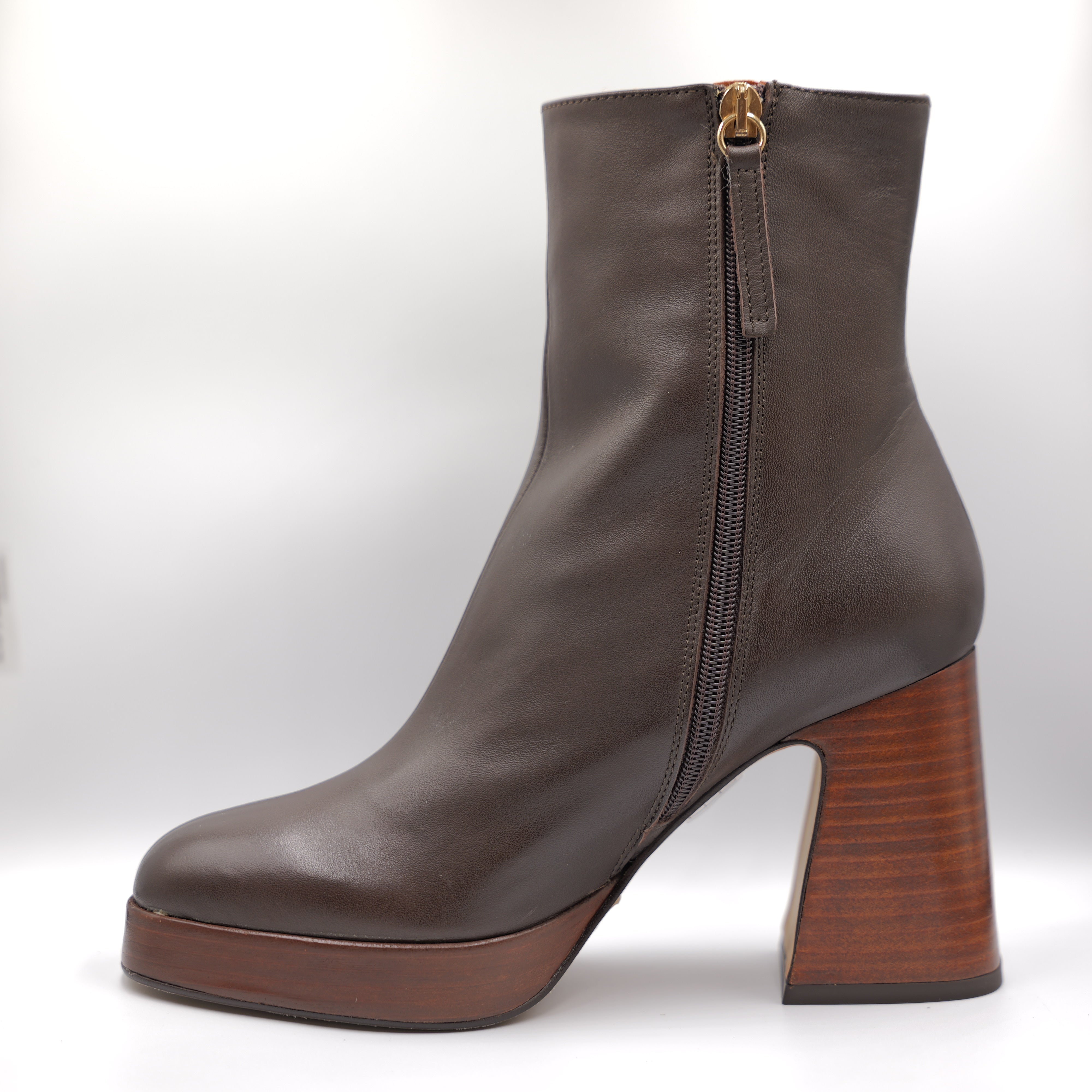 Angel Alarcon - Tronchetti in pelle con plateau e zip