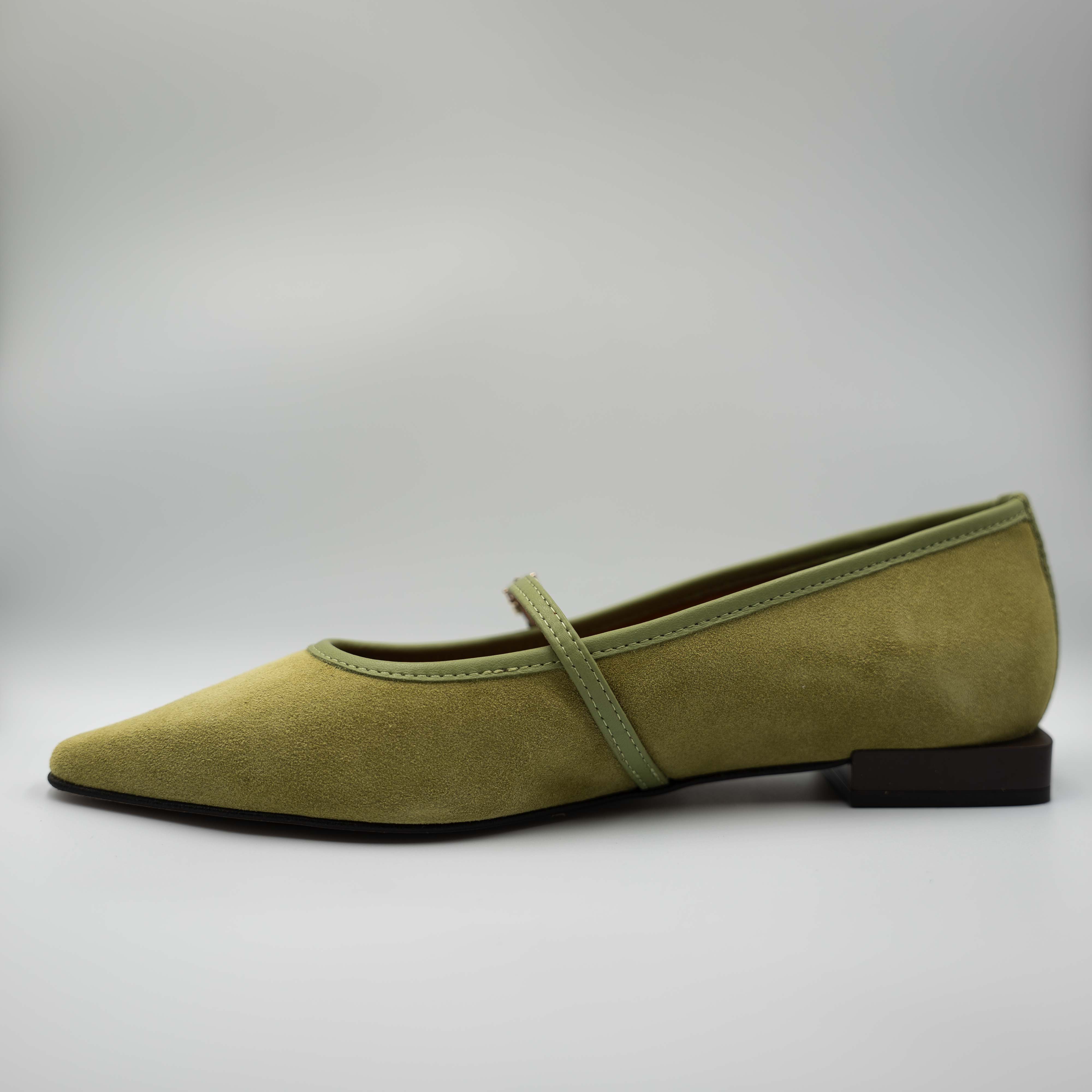 Angel Alarcon - Ballerine in camoscio con cinturino