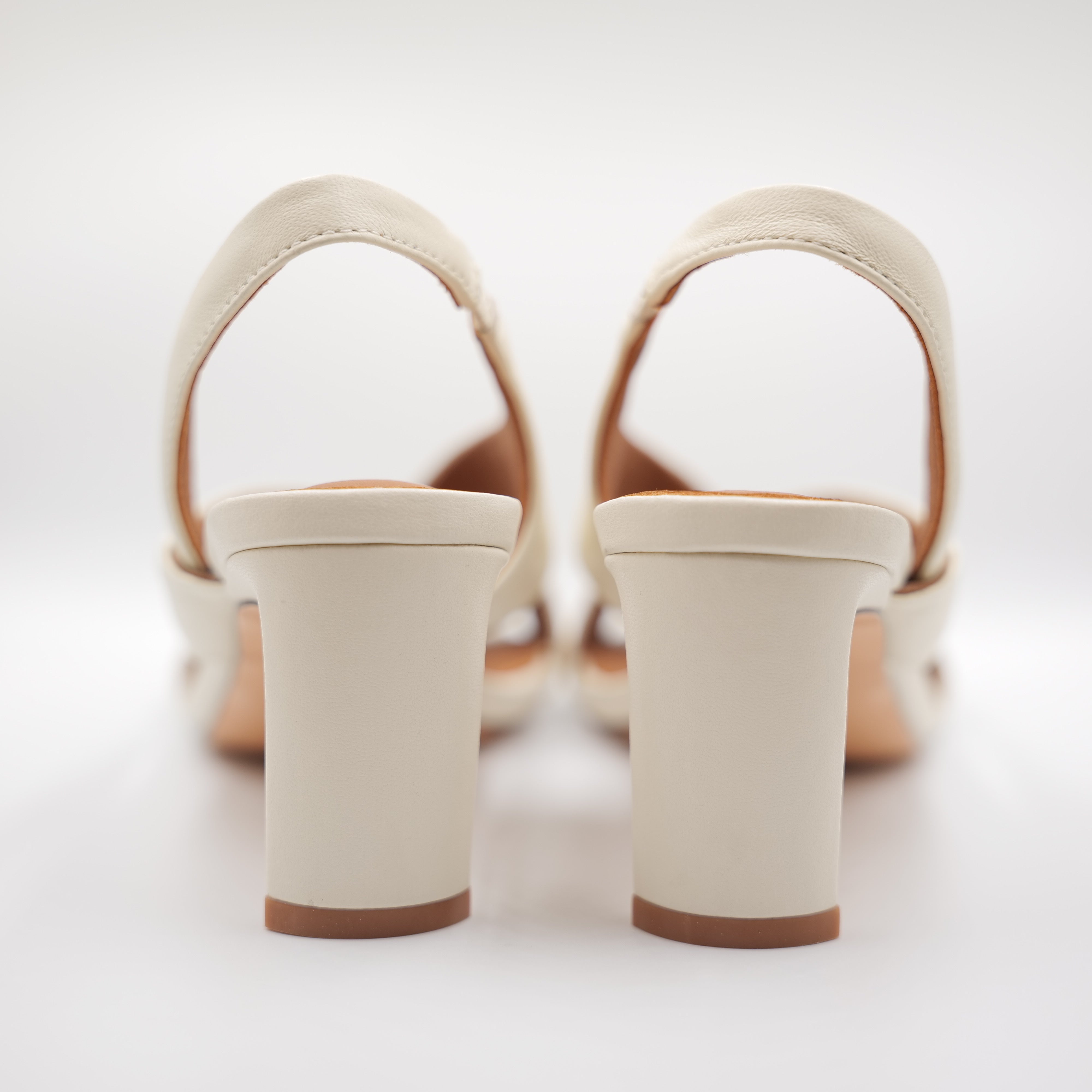 Miss Olivia - Sandali in pelle con elastico