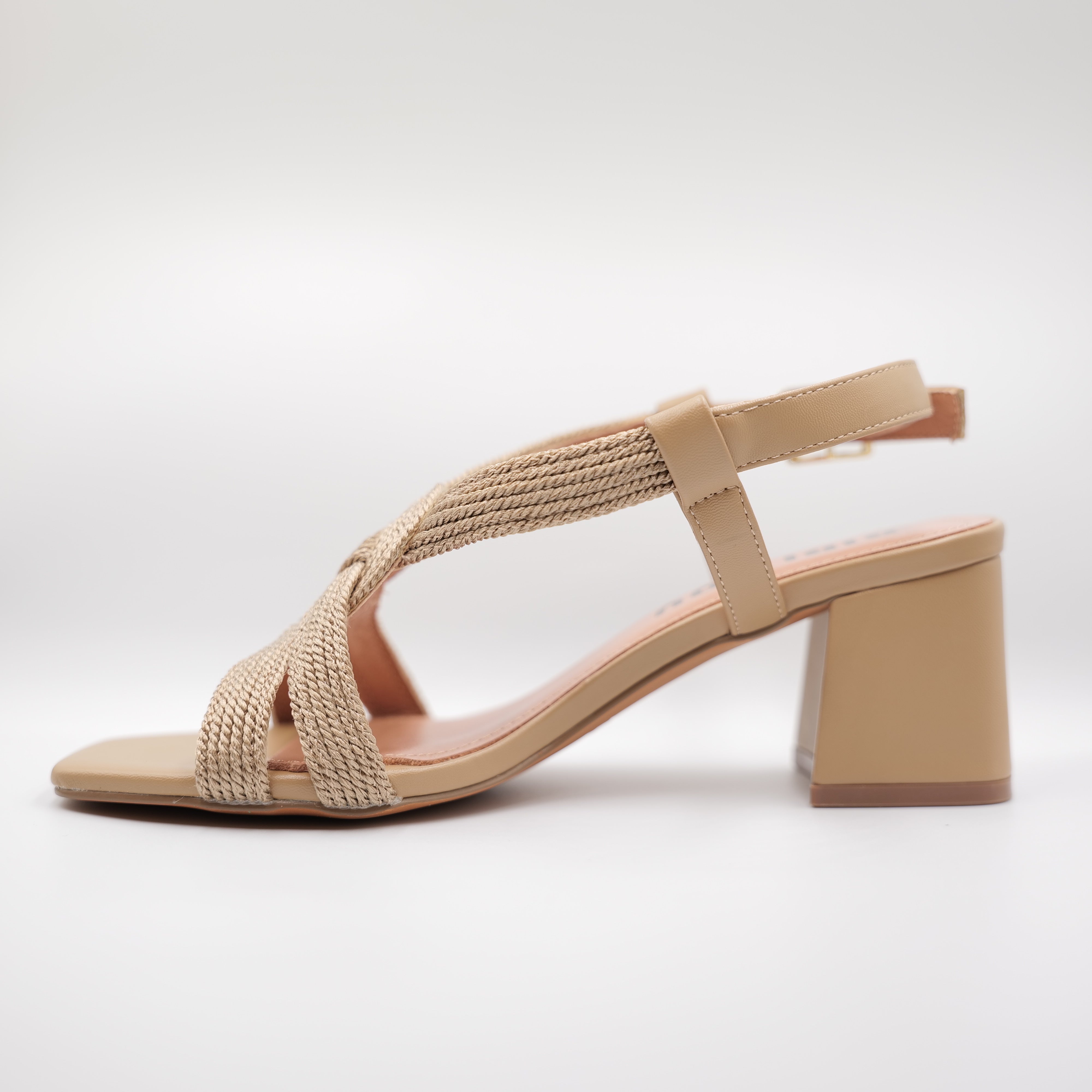 Bibi Lou - Sandali in pelle e rafia con cinturino