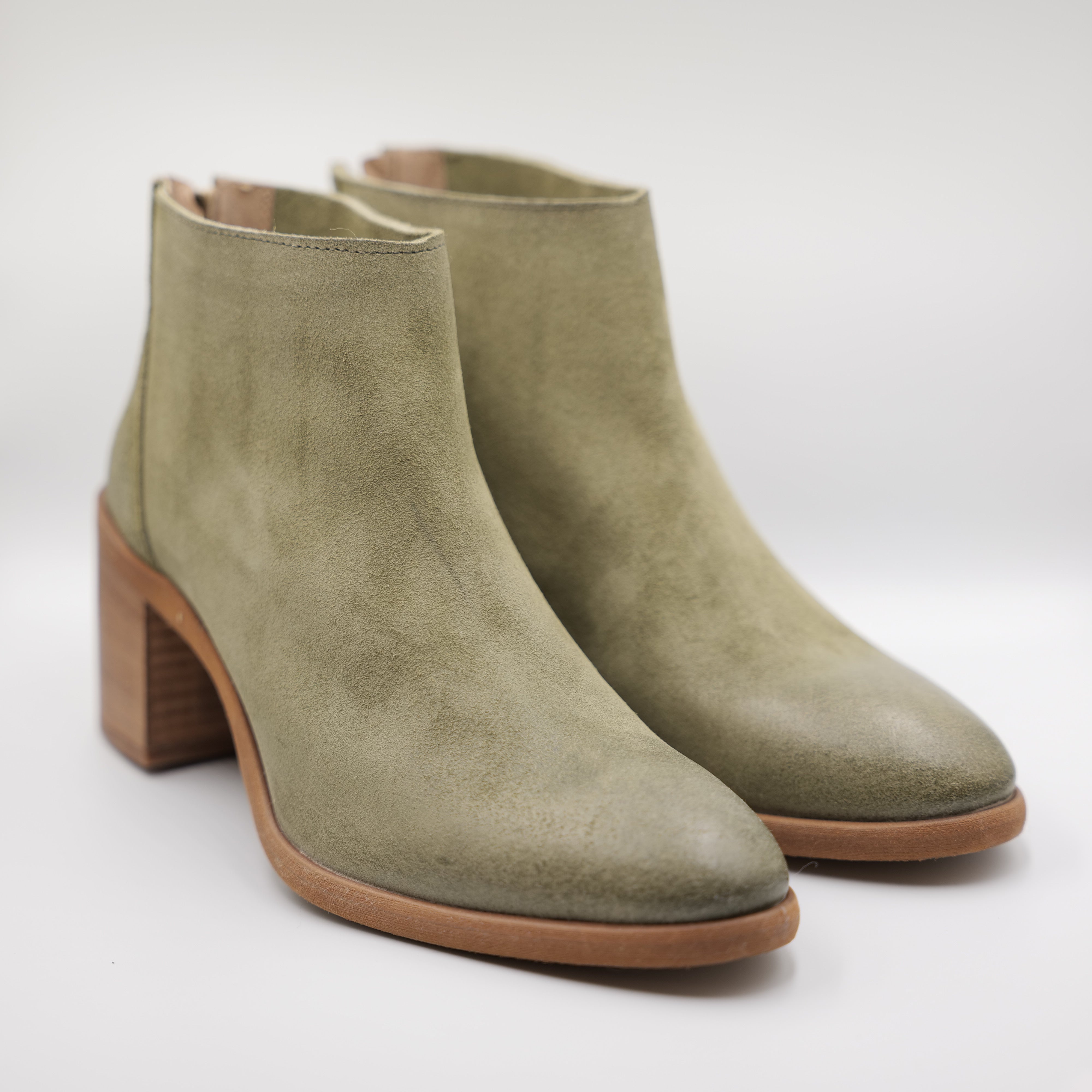 Metisse - Tronchetti in camoscio con zip