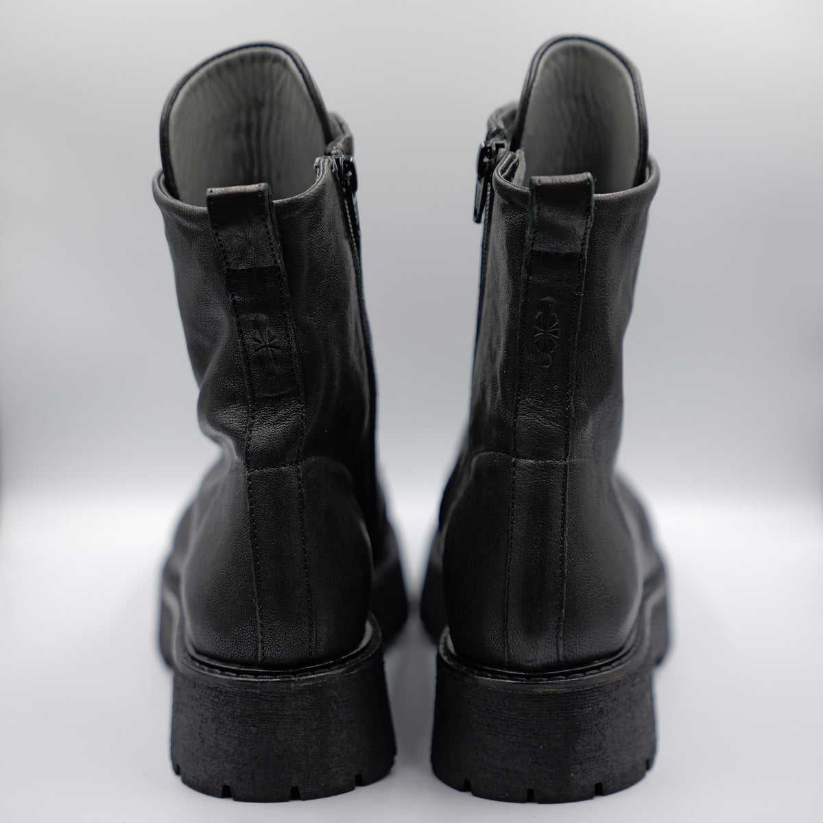 Patrizia Bonfanti - Stivaletto in pelle nero