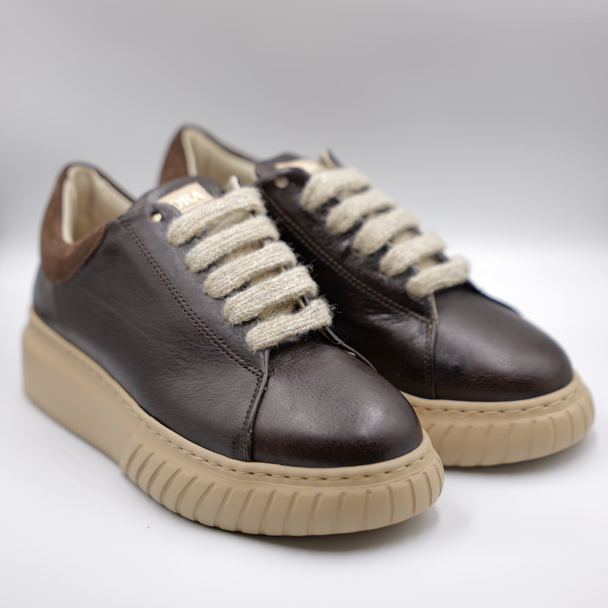 Andiafora - Sneakers in pelle marrone