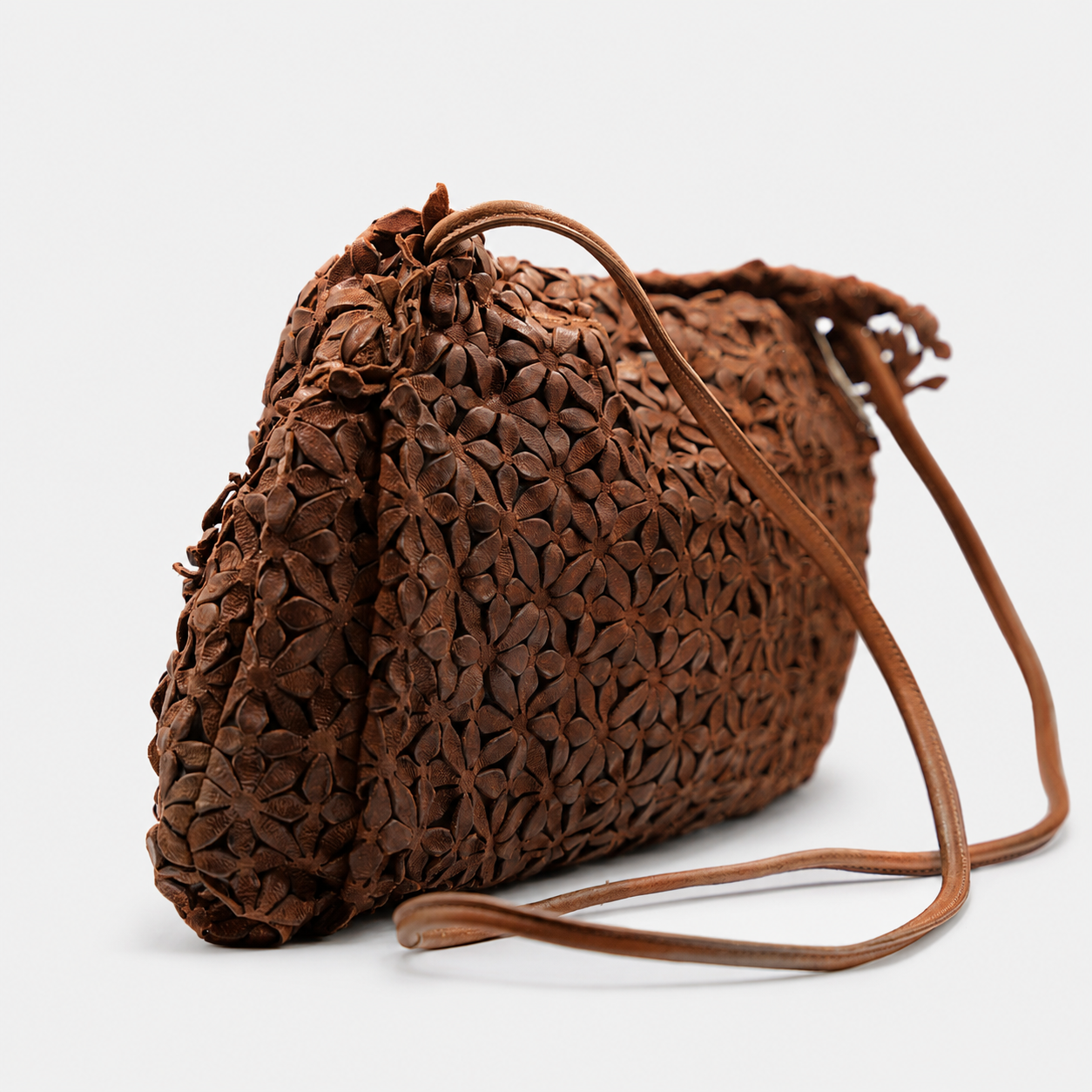 Soho Bags - Borsa a Tracolla in Pelle Intrecciata Floreale Cuoio