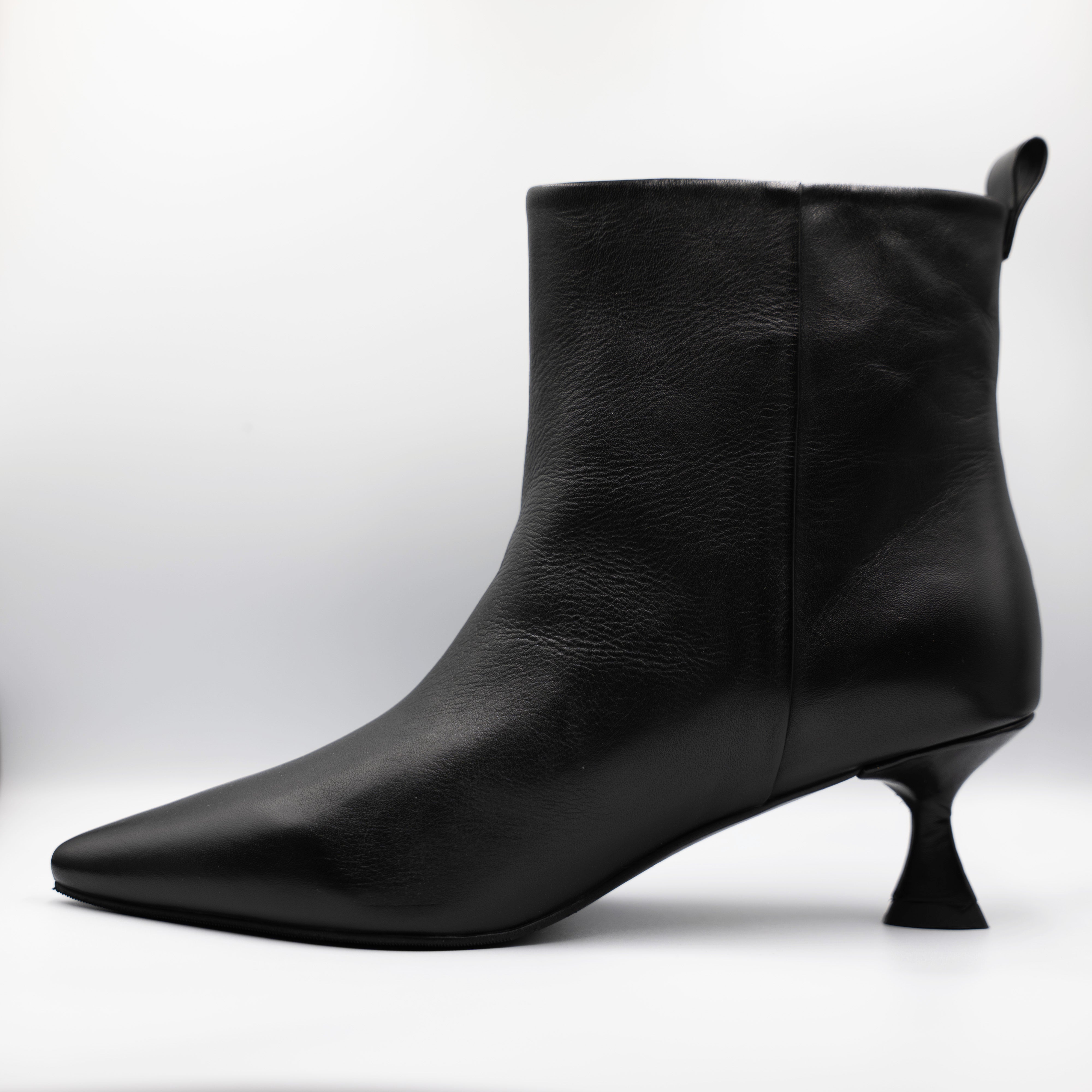 La Vitrina - Tronchetti in pelle con zip