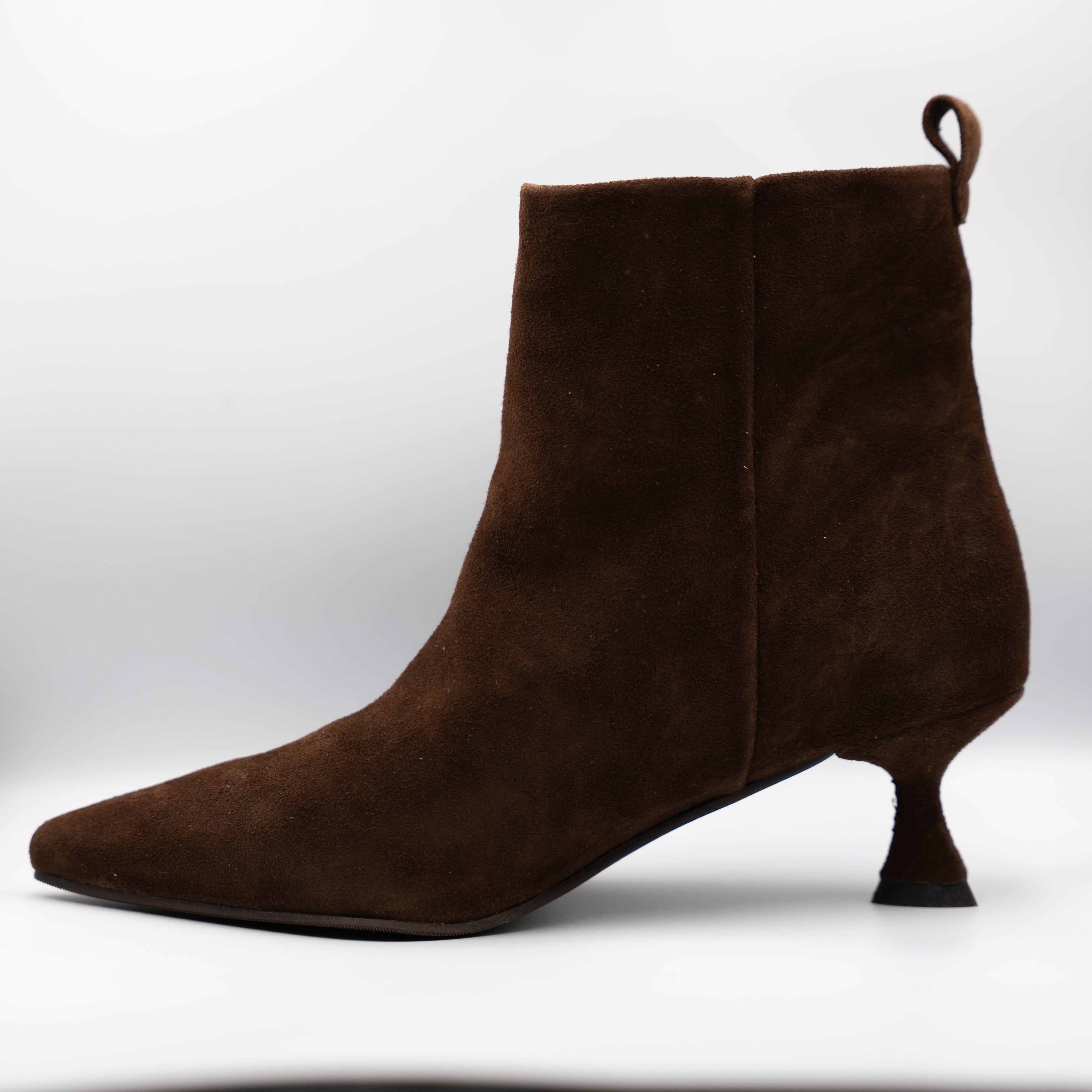 La Vitrina - Tronchetti in camoscio a tubo