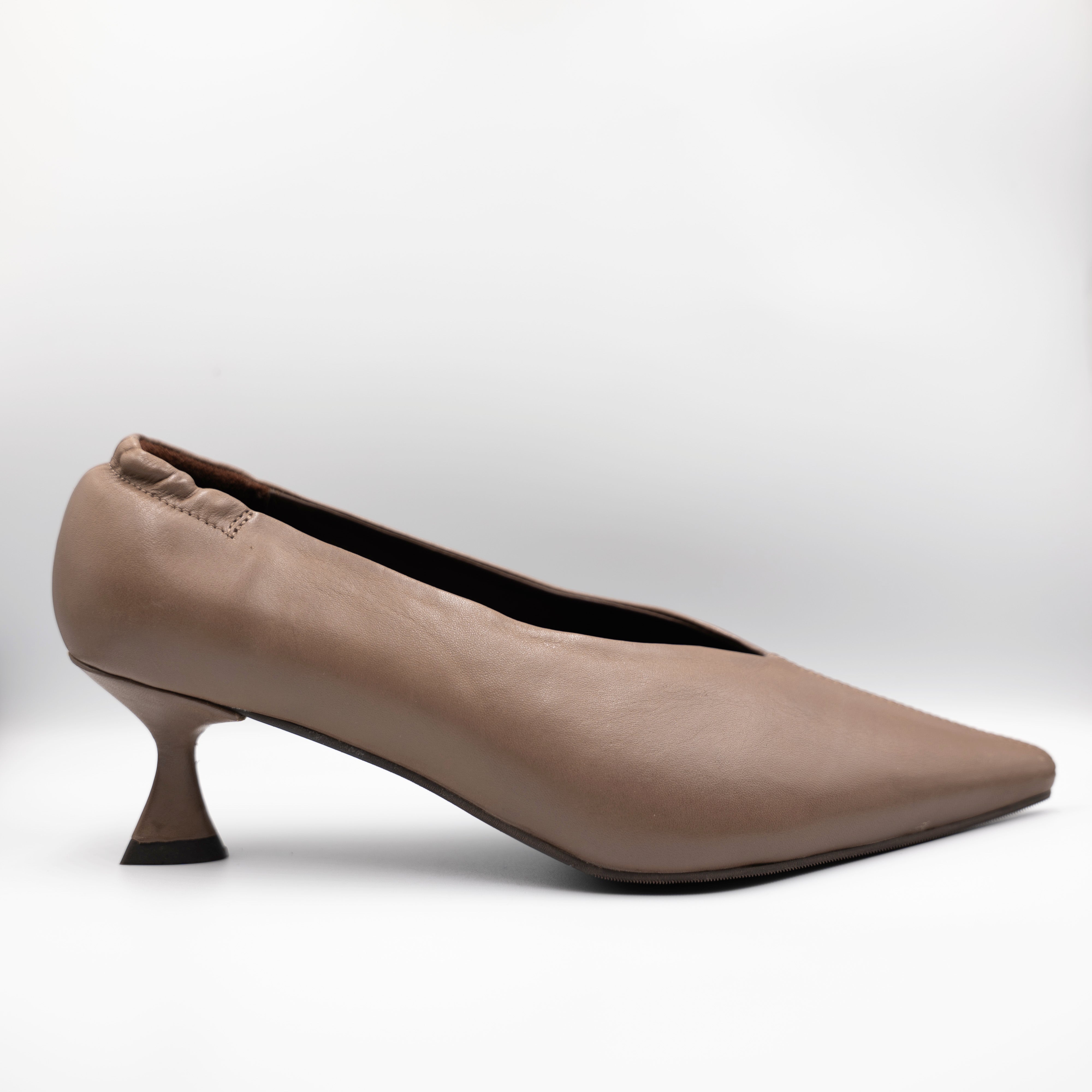 La Vitrina - Dècolletè in pelle con elastico