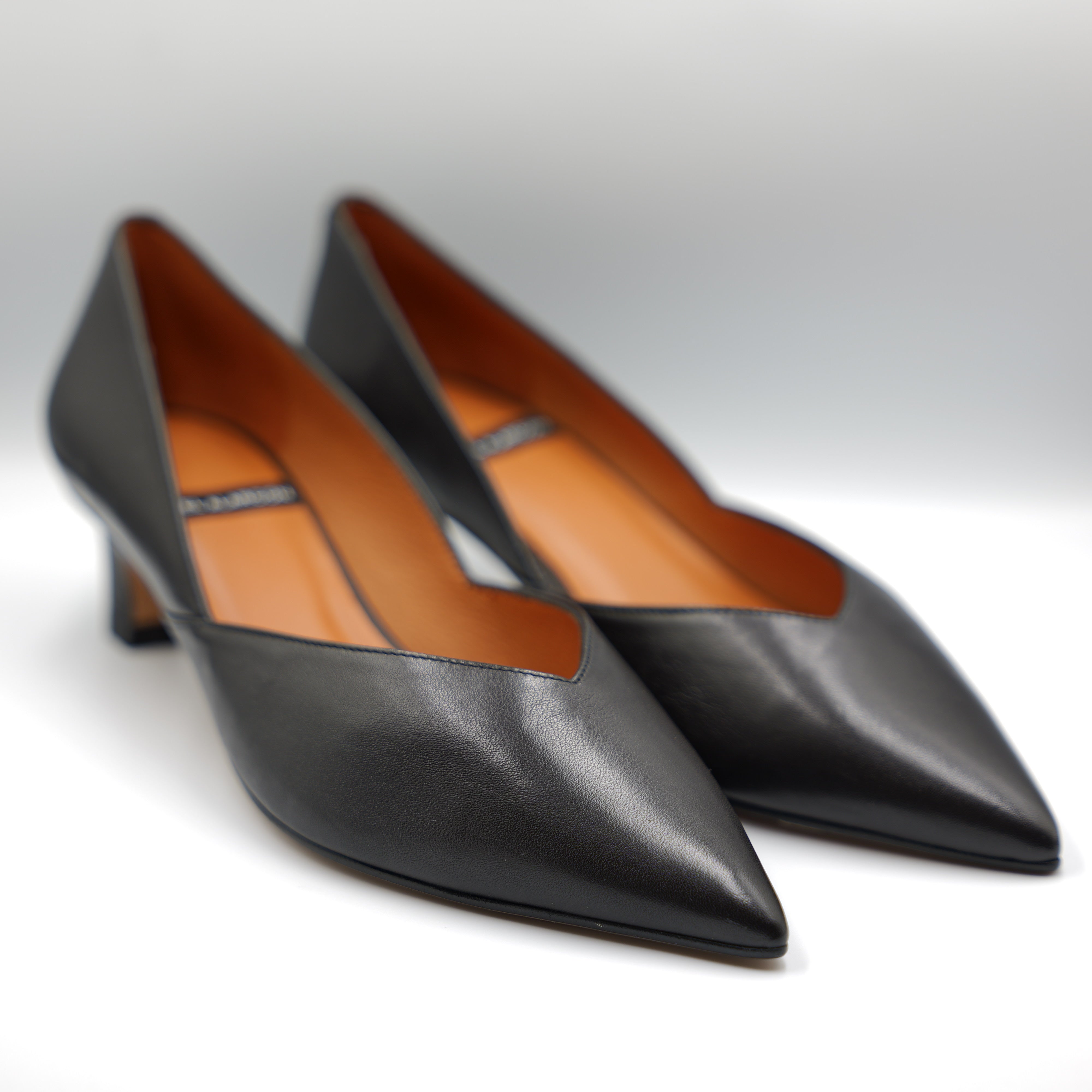 Angel Alarcon - Decollete' in pelle