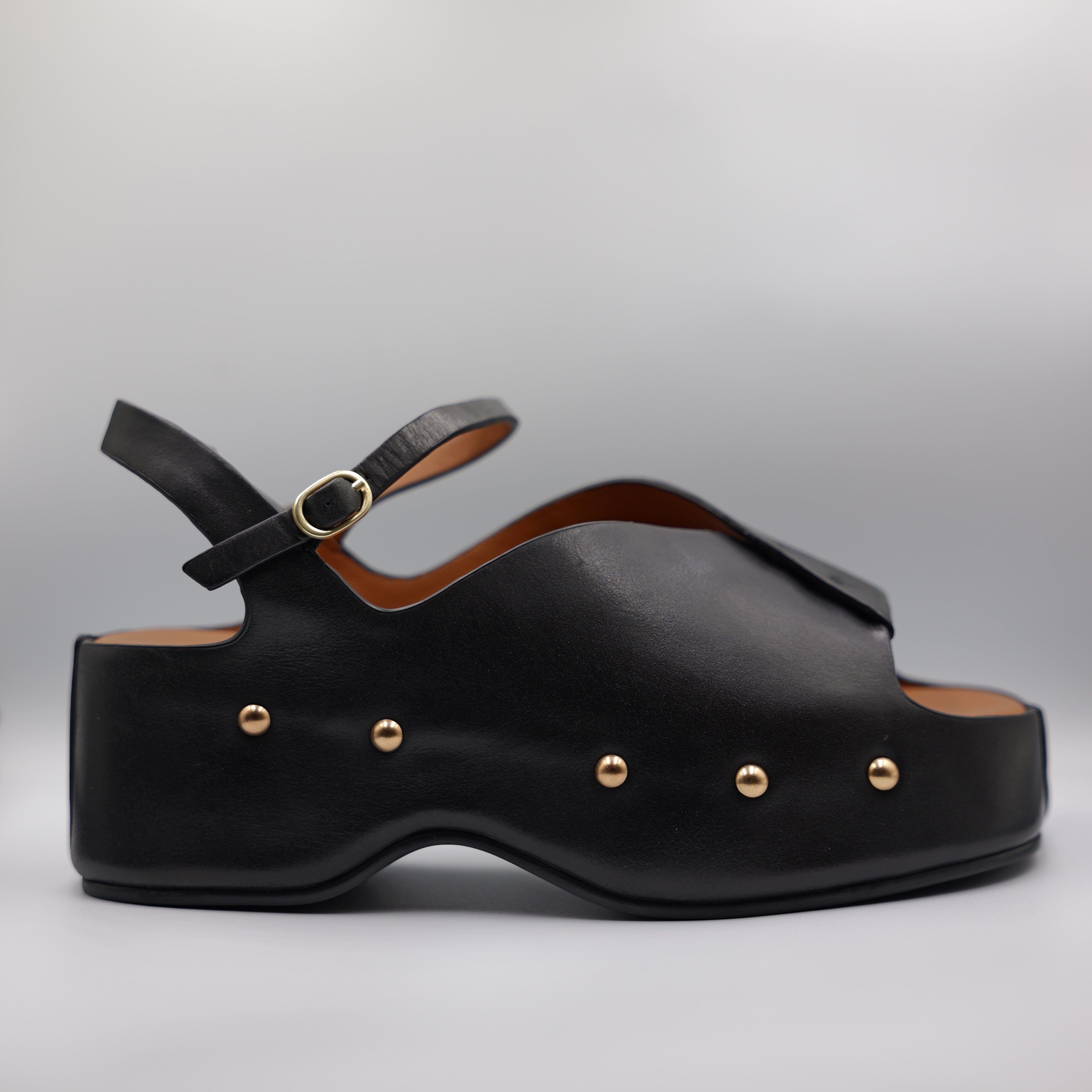 Miss Olivia - Sandalo in pelle con borchie