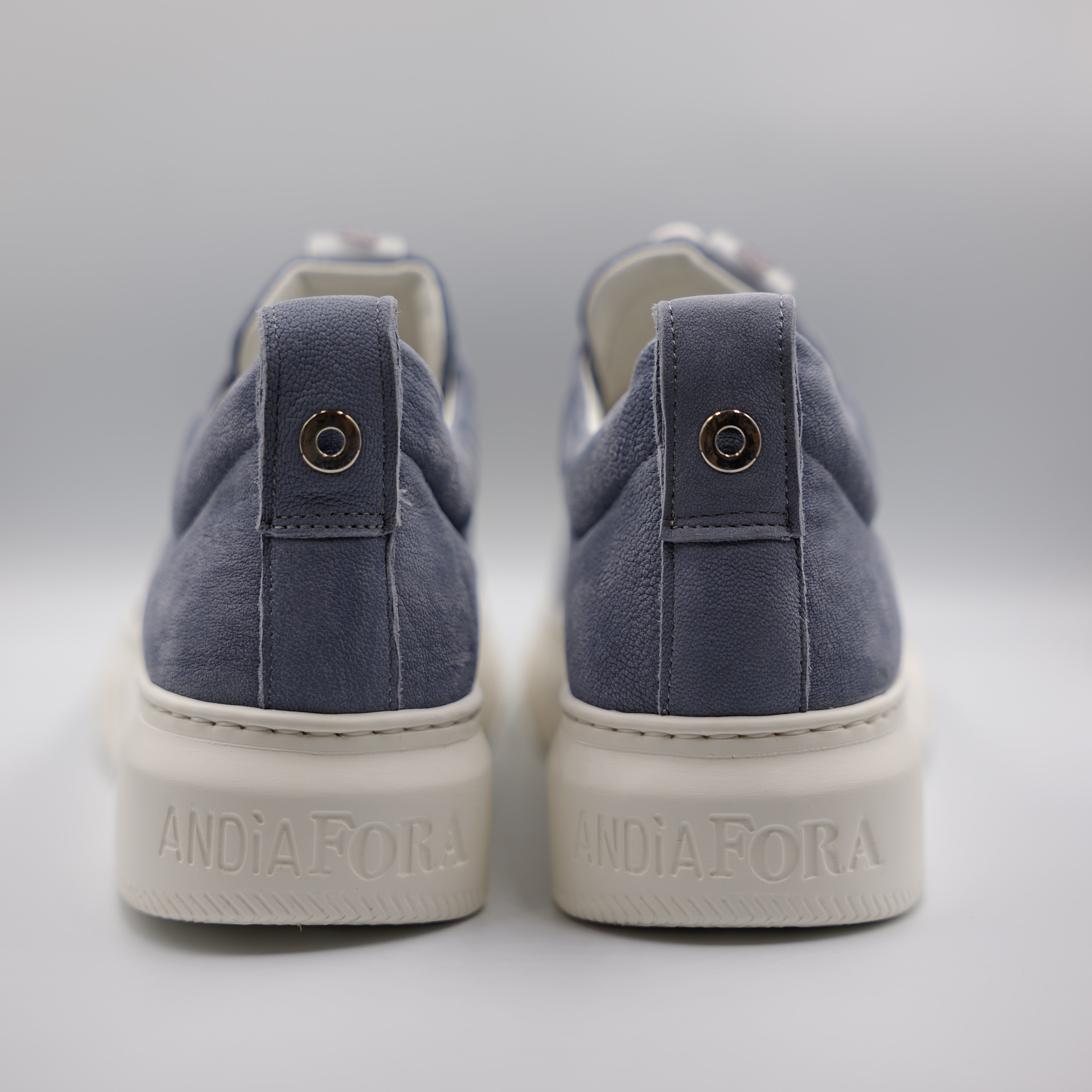 Andiafora - Sneakers in camoscio