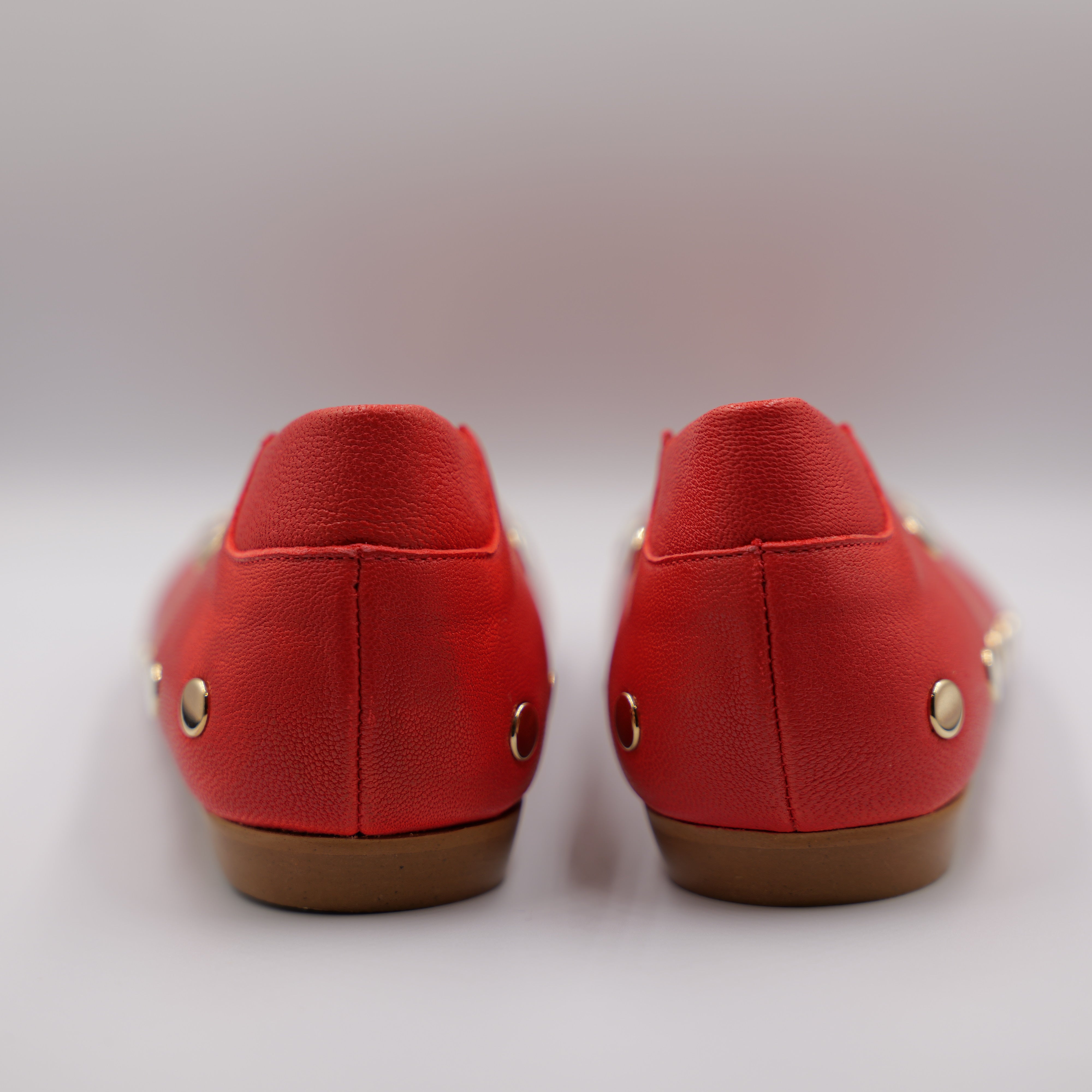 Ora - Ballerina in pelle con borchie