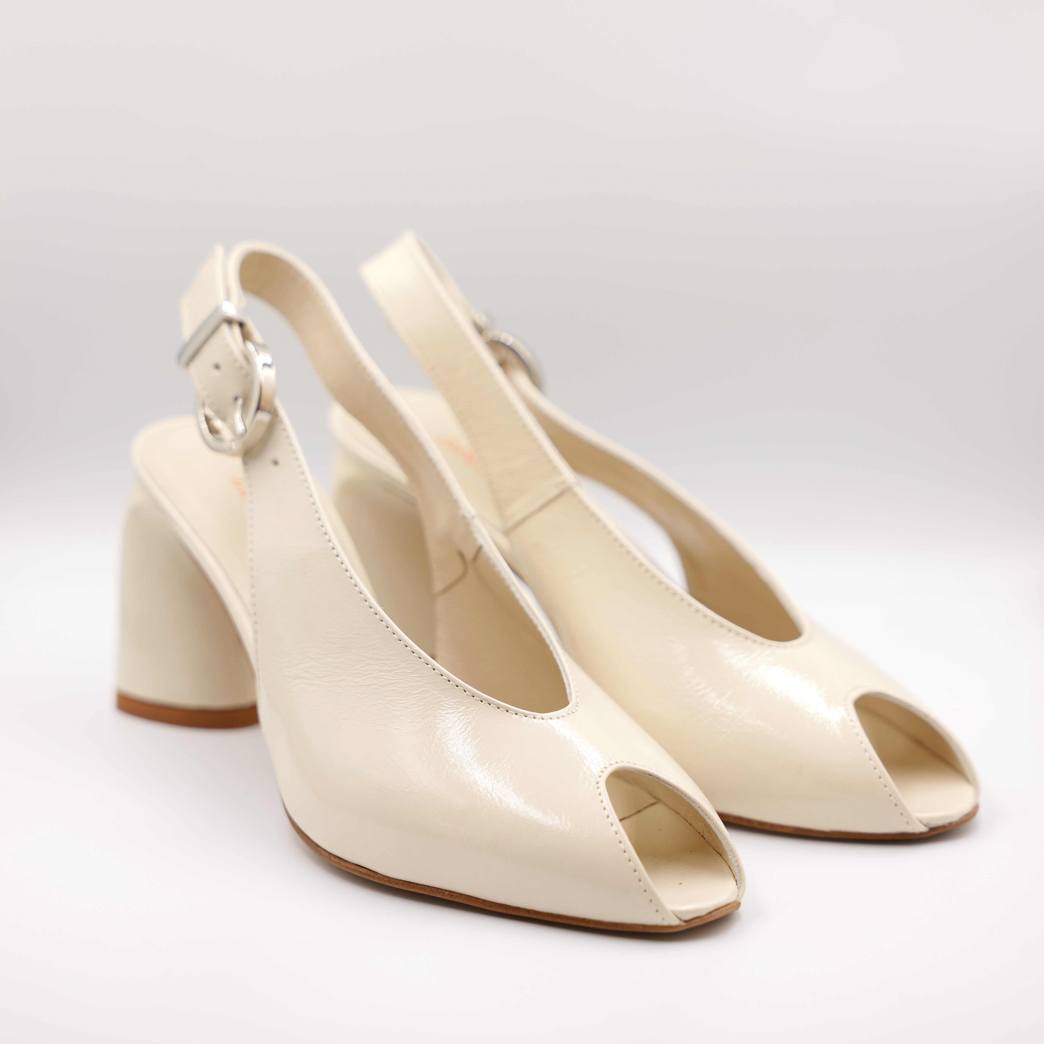 Ancamy - Sandalo in vernice