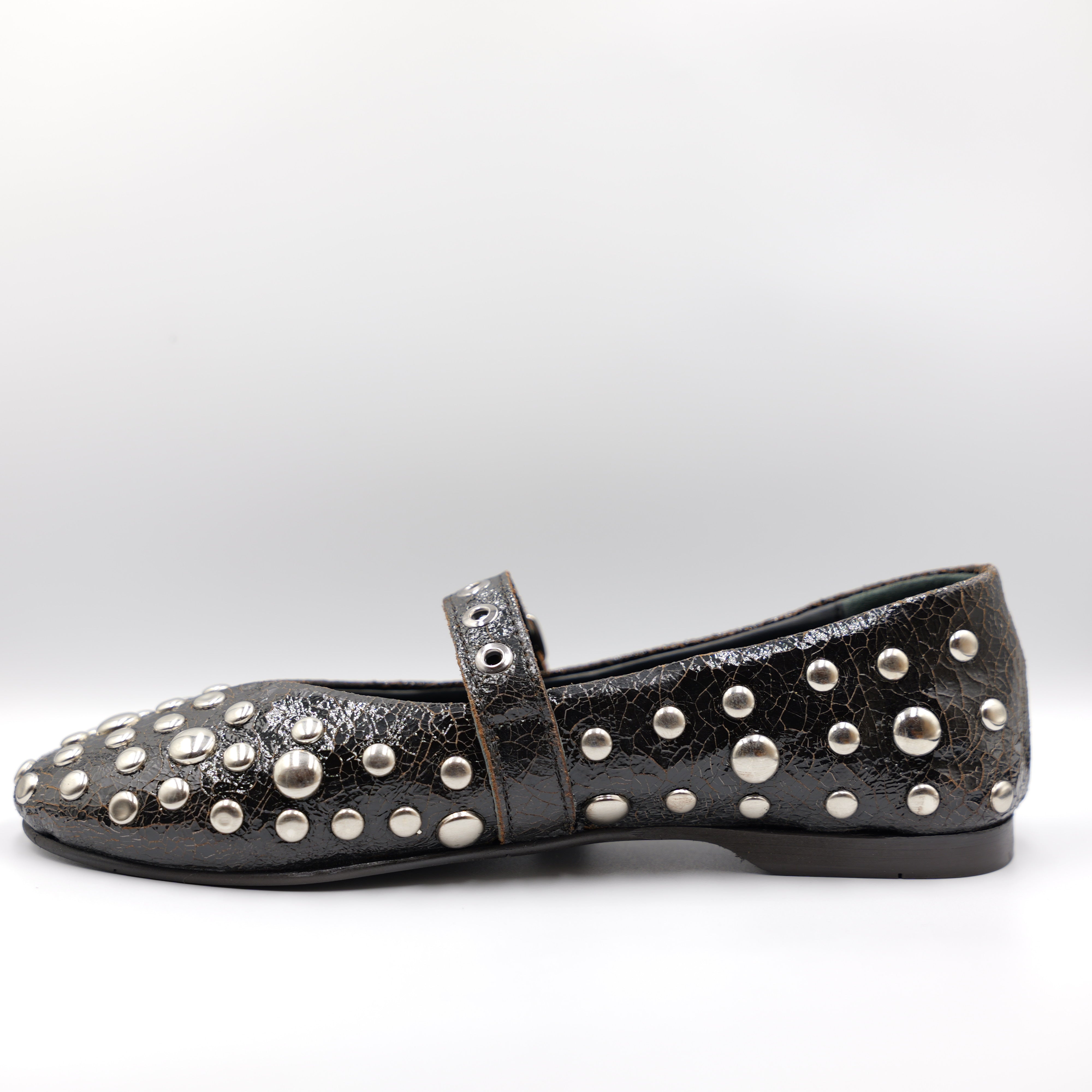Zoe - Ballerine in pelle con borchie