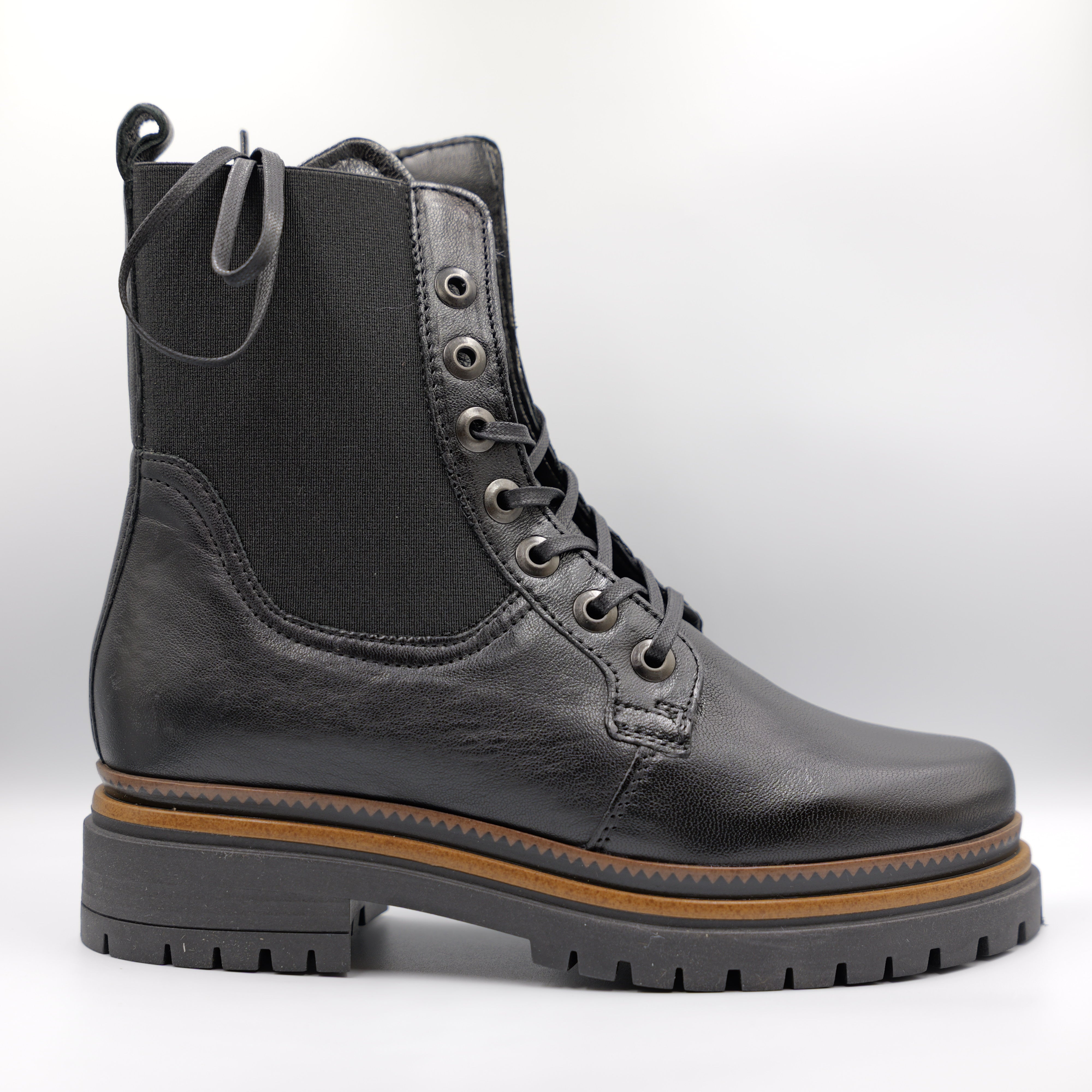 Mjus - Anfibi in pelle con zip