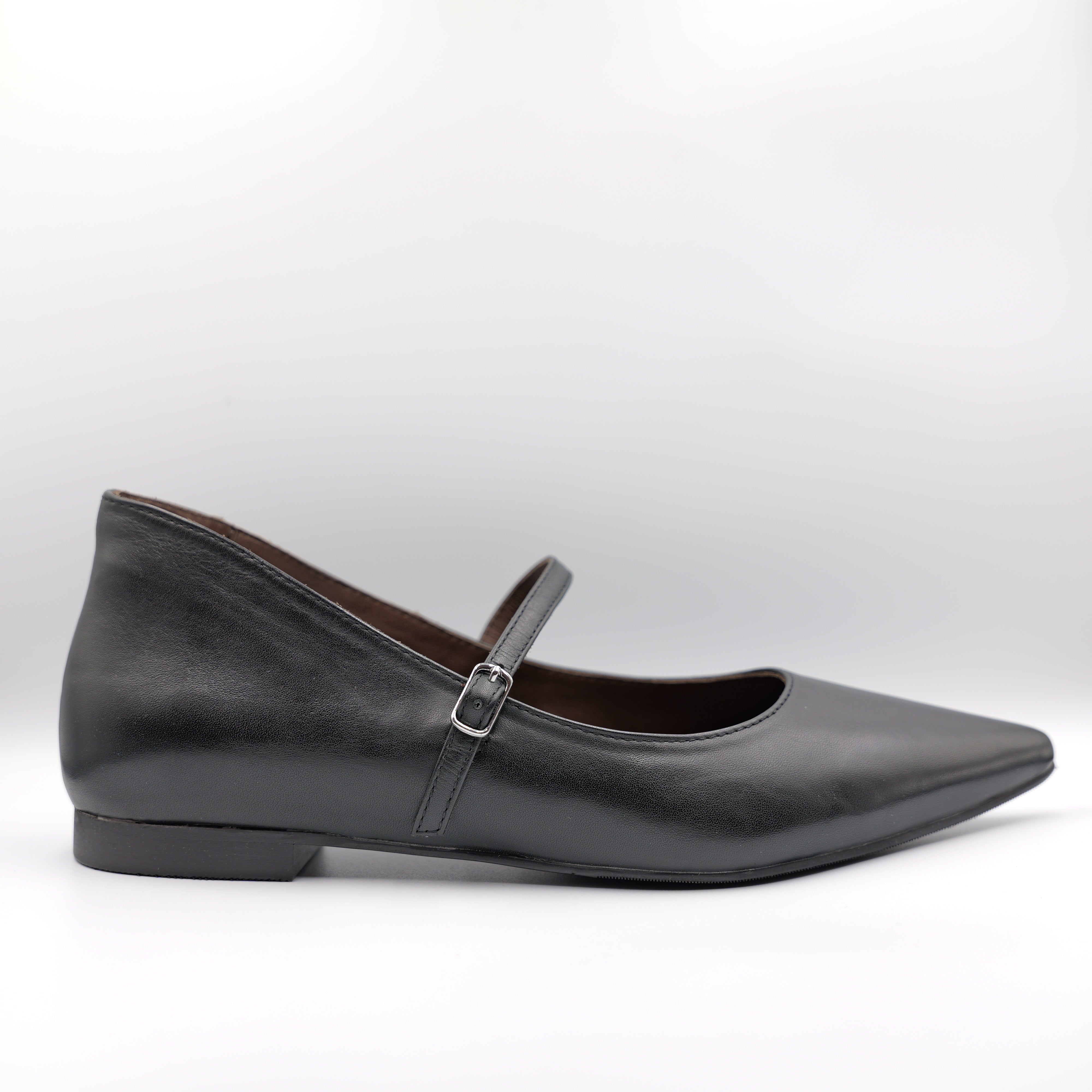 La Vitrina - Ballerine in pelle con cinturino