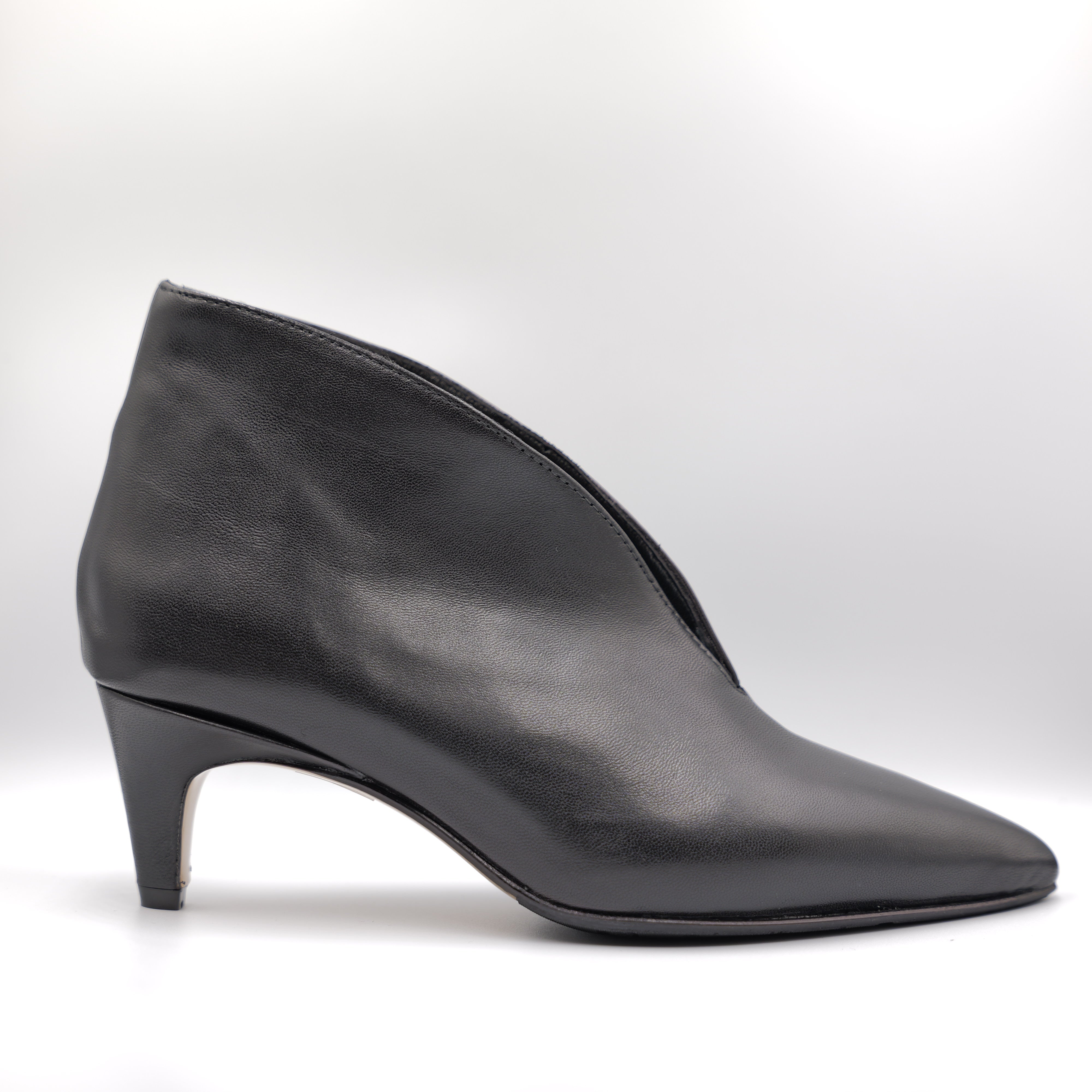 L'arianna - Tronchetti in pelle scollo a punta