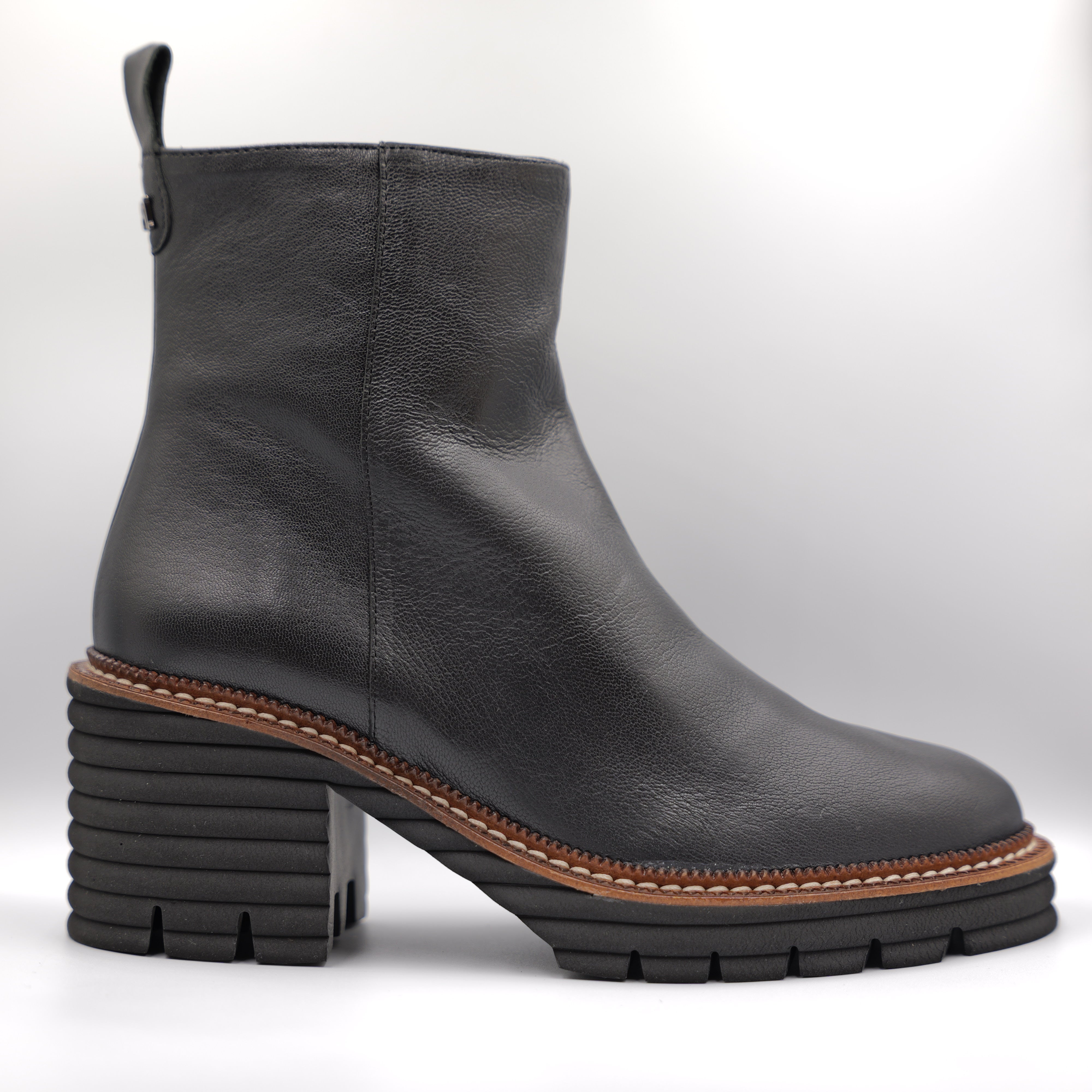 Pedro Miralles - Tronchetti in pelle con zip
