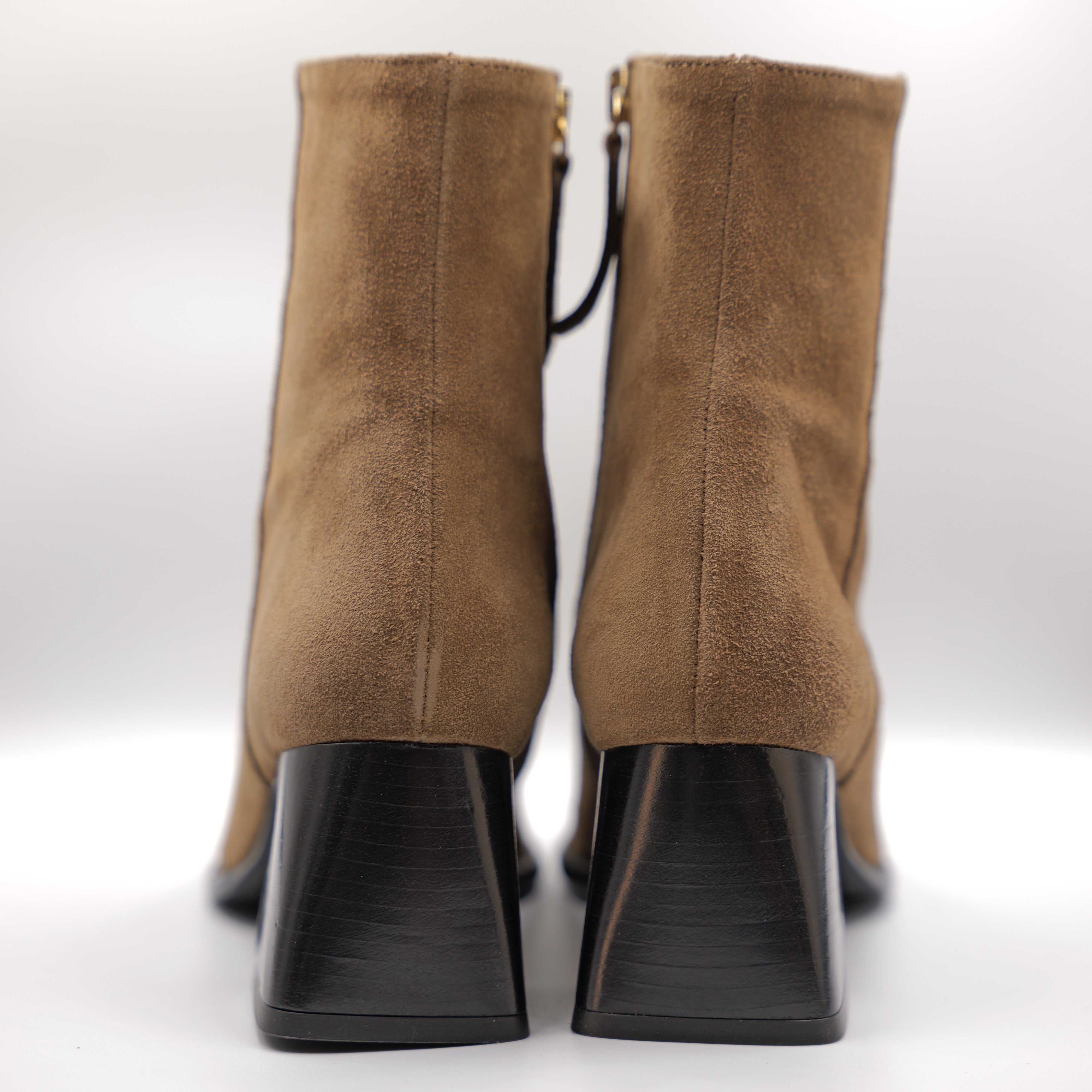 Angel alarcon - Tronchetti in camoscio con zip