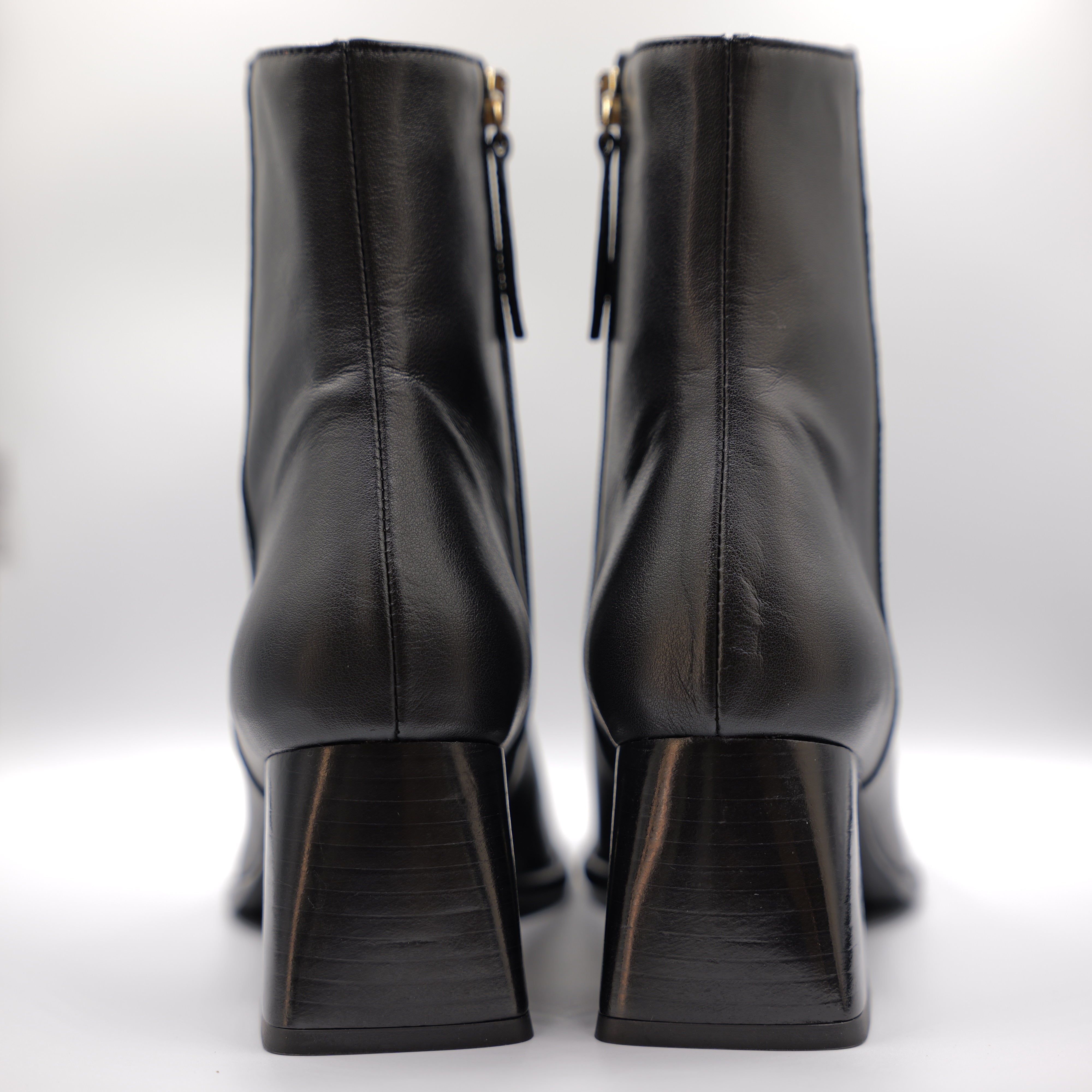 Angel Alarcon - Tronchetti in pelle con zip