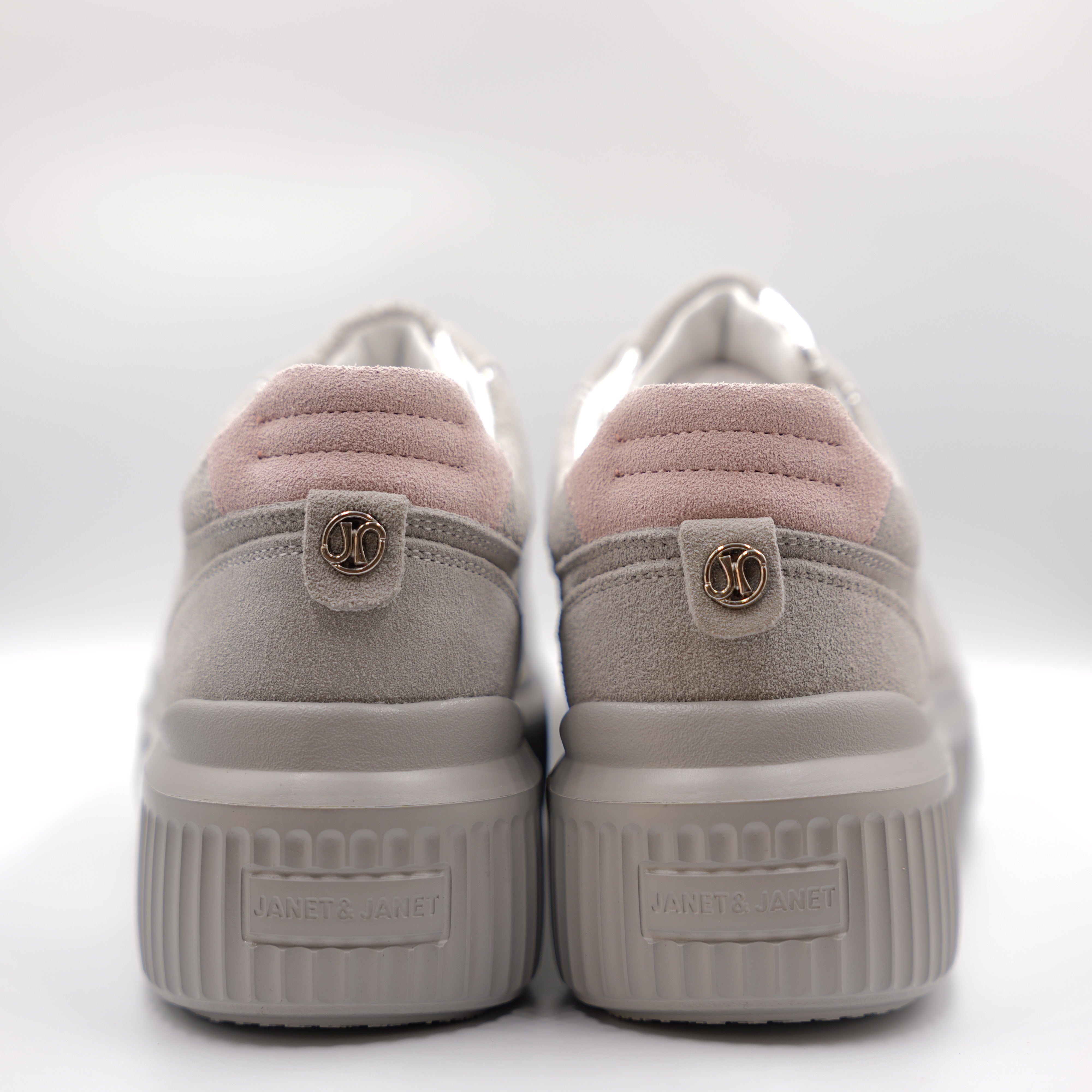 Janet - Sneakers in camoscio suola in gomma