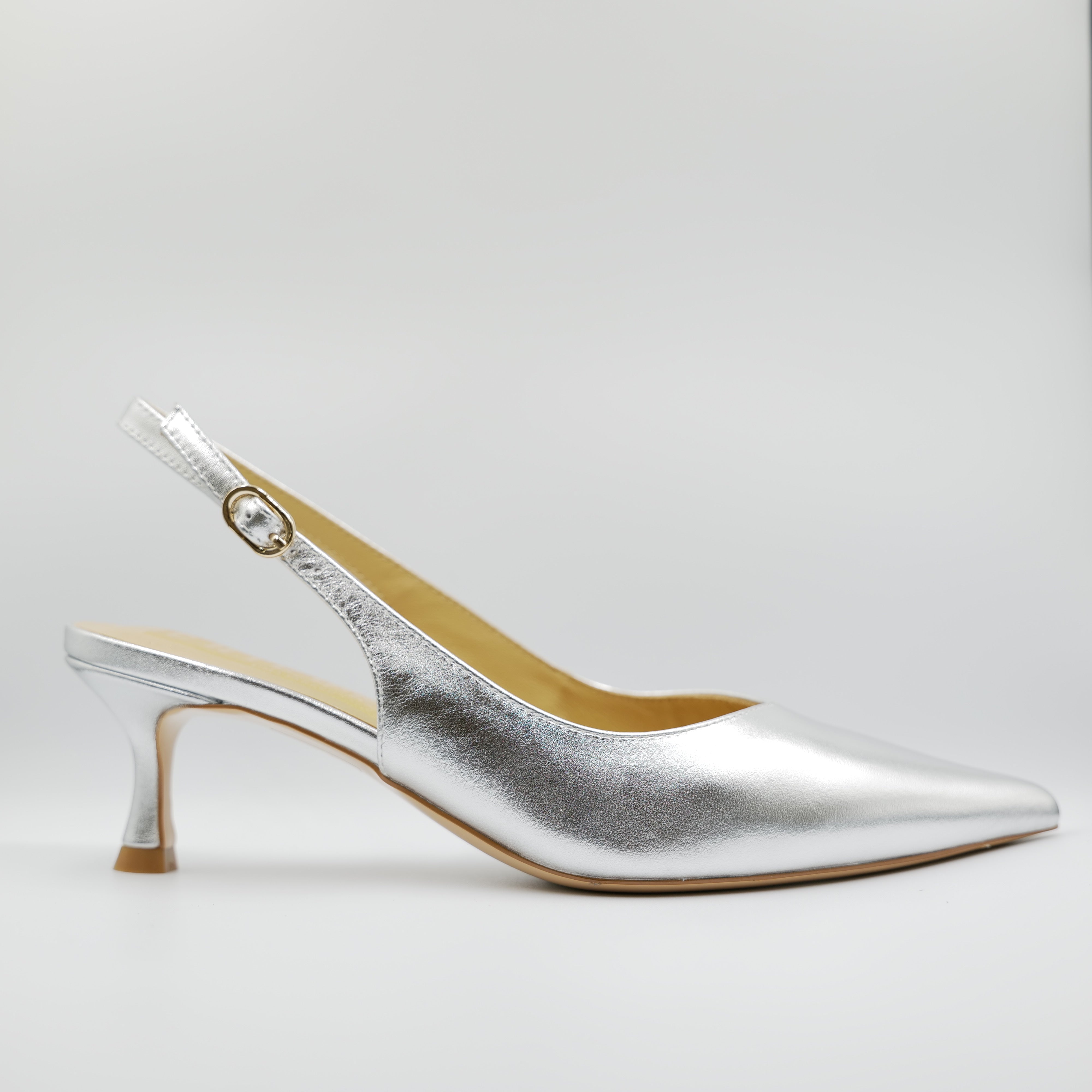 Chiconic - Slingback in pelle laminata con cinturino