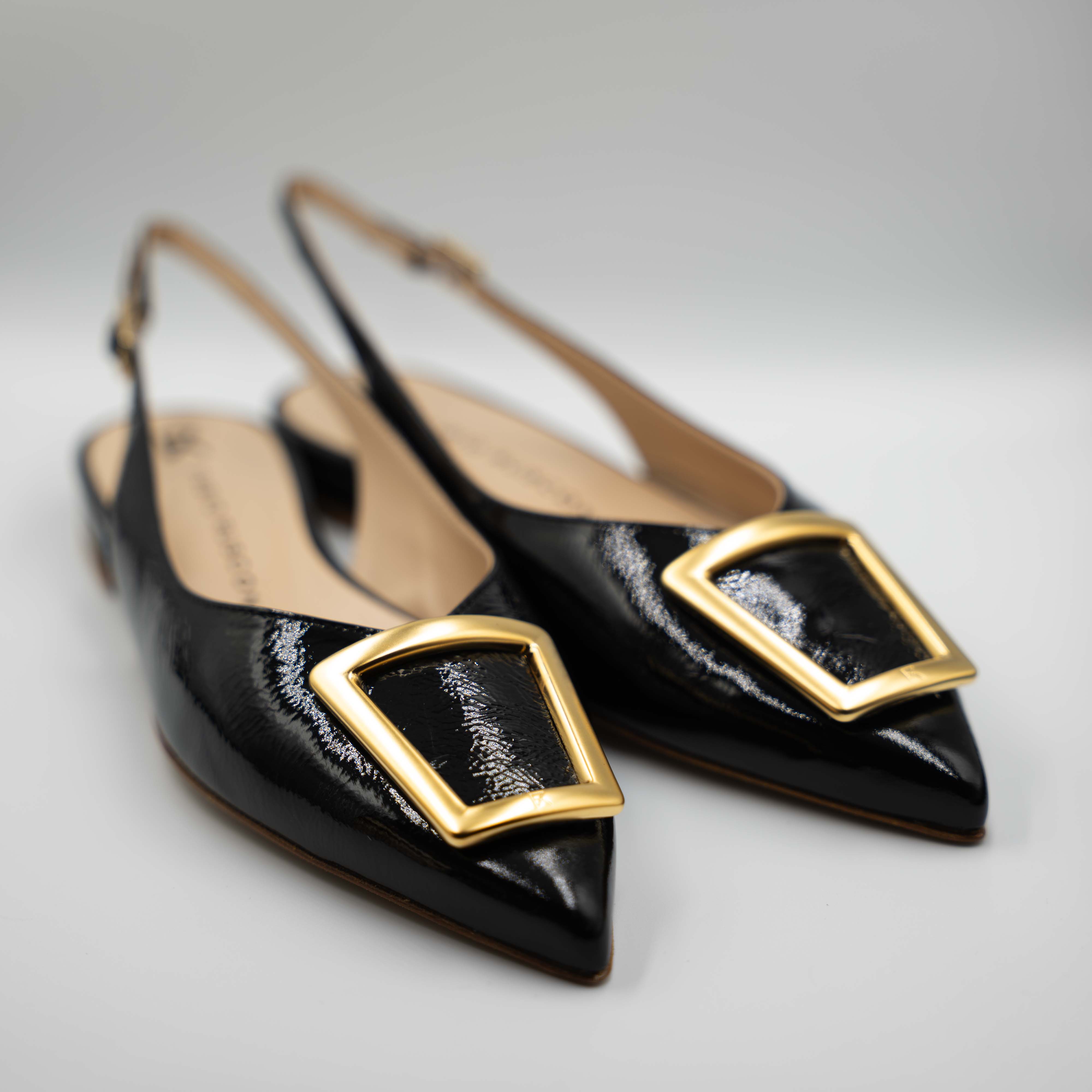 Fabio Rusconi - Slingback in naplak con accessorio