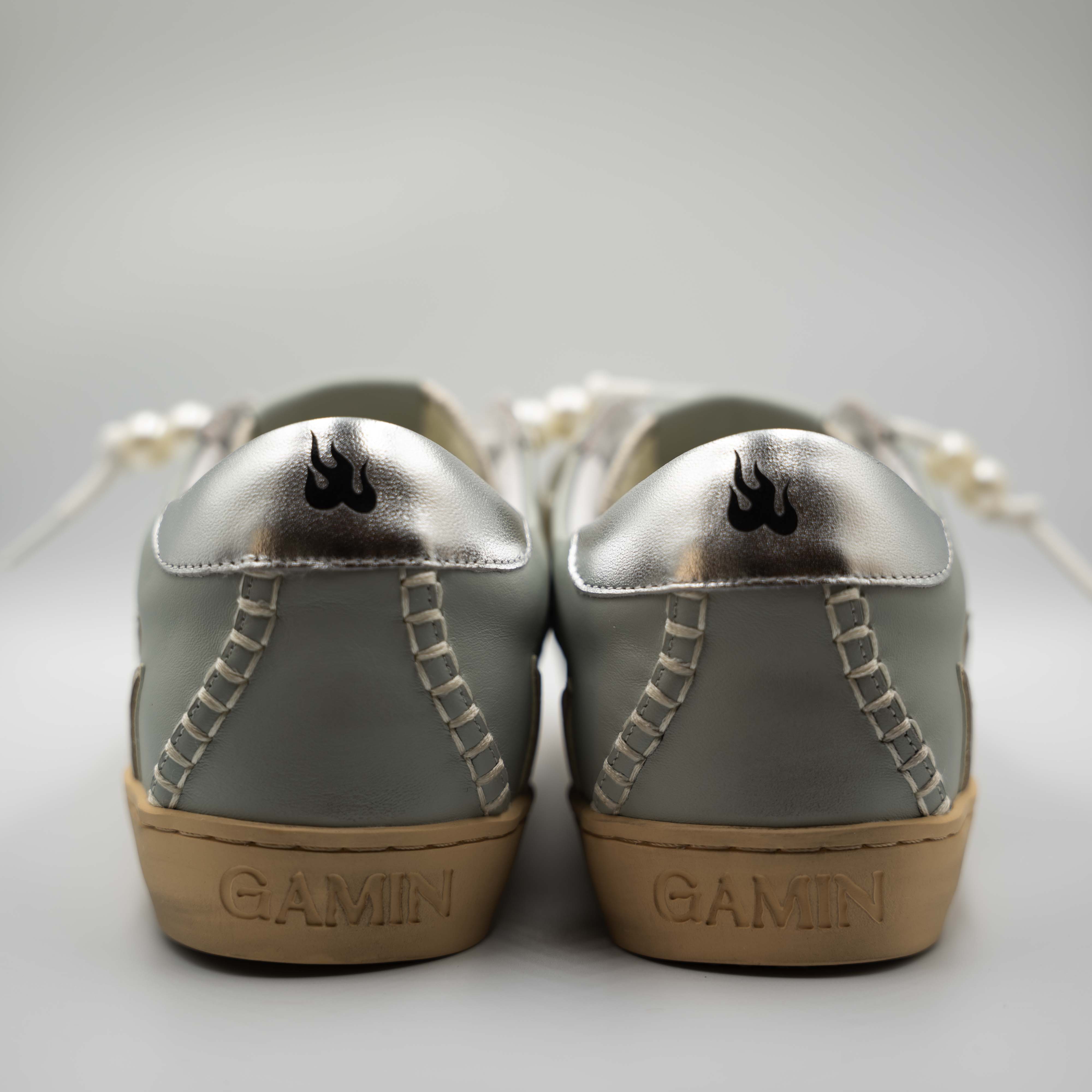 Gamin - Sneakers in pelle con perle