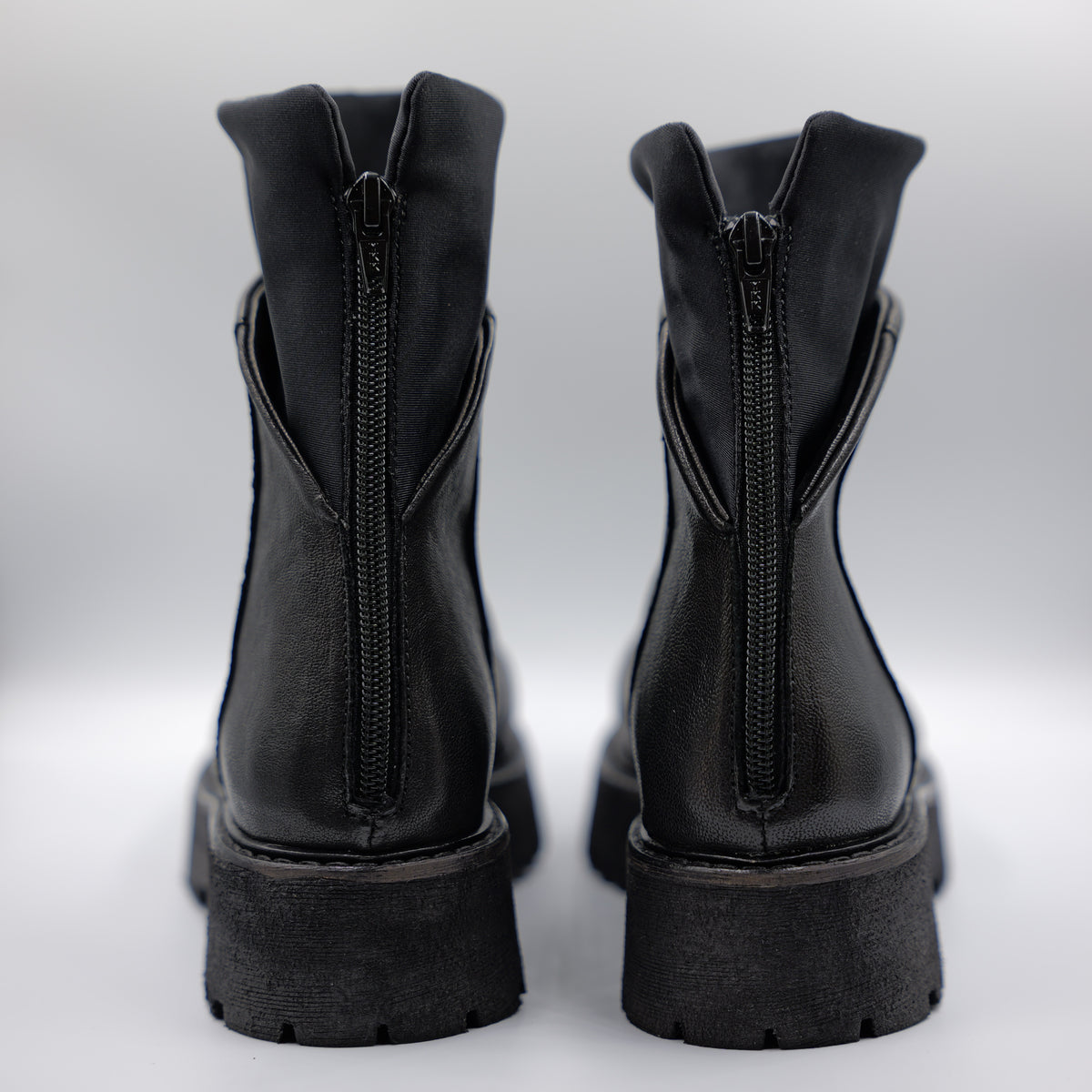 Patrizia Bonfanti -  Stivaletto in pelle nero