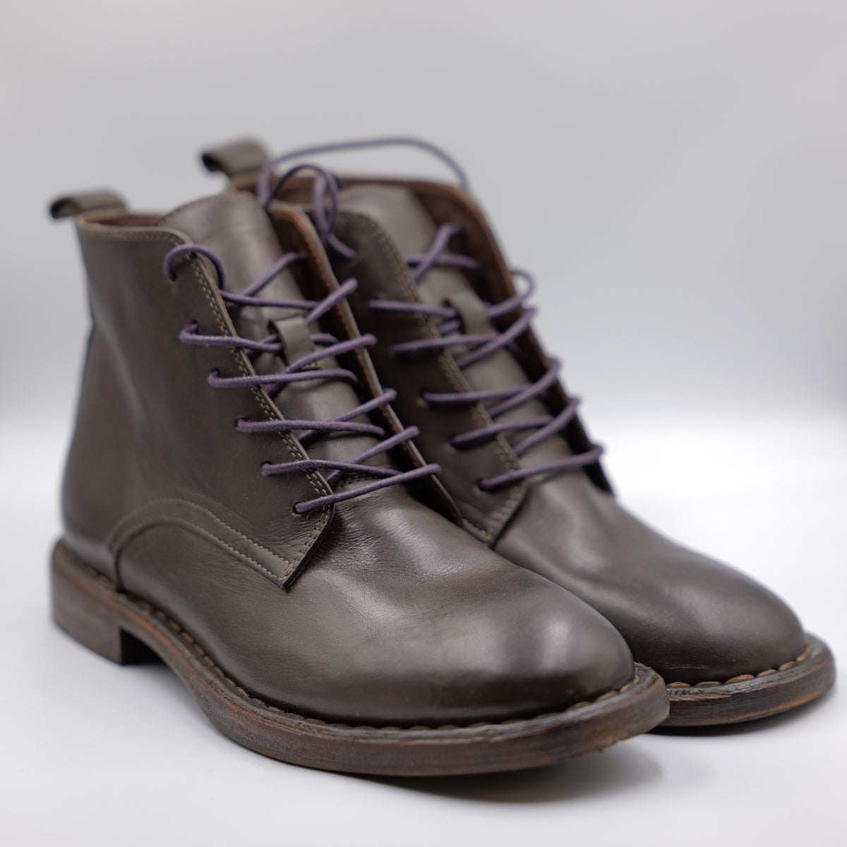 Rebecca White - Anfibio in pelle